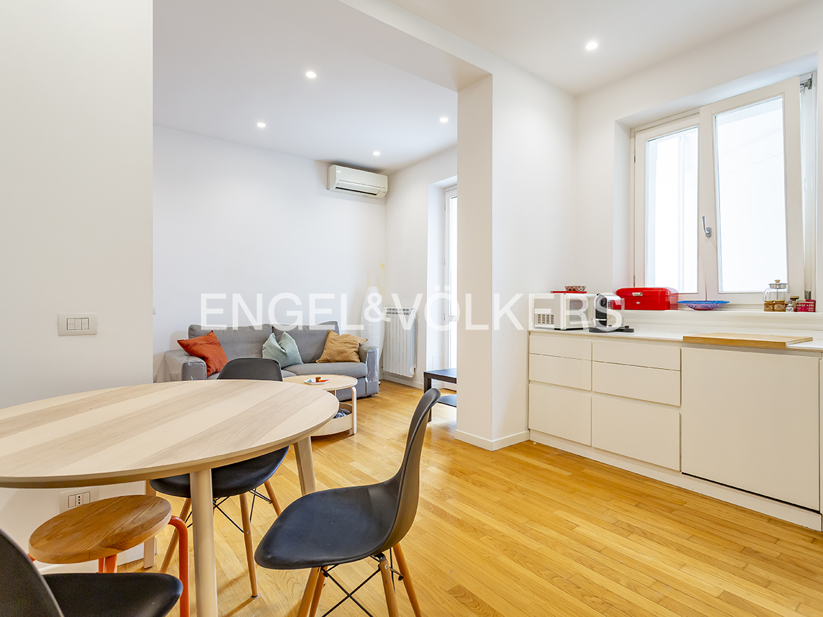 Spacious three-room with outdoor areas