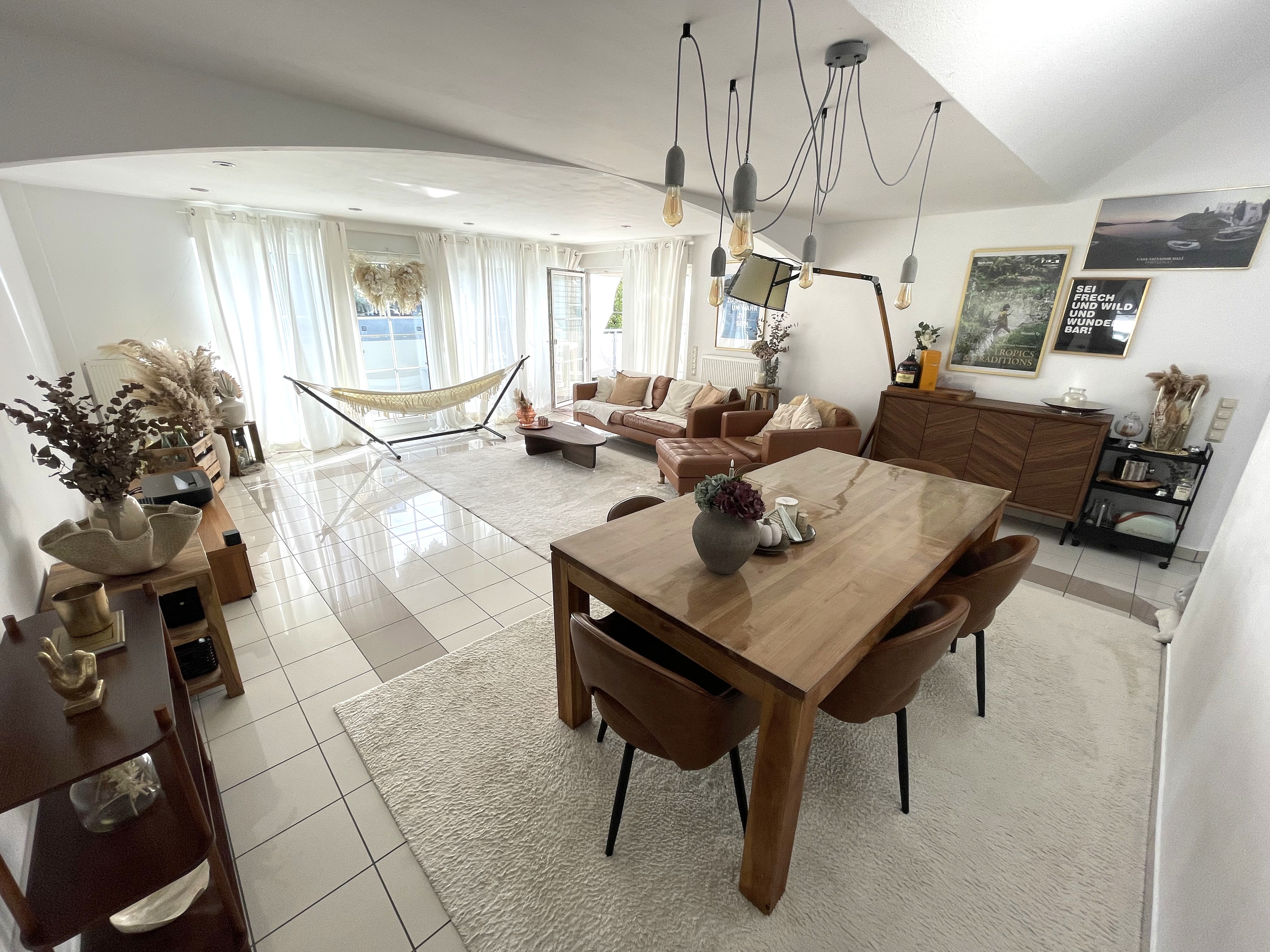 Moderne 4-Zimmer-Eigentumswohnung mit toller Dachterrasse und Garage