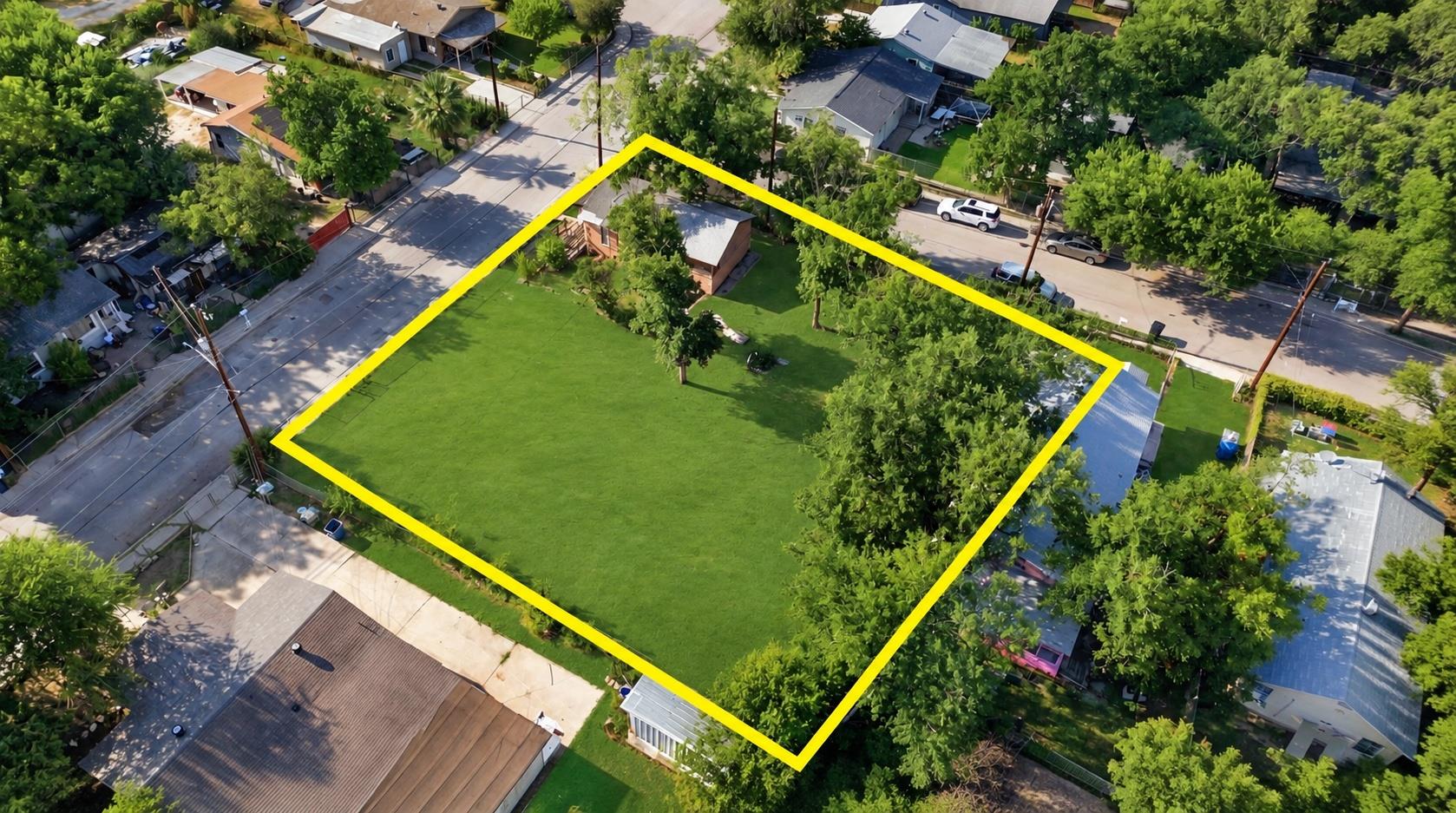 Oversized Corner Lot – Builder & Investor Opportunity