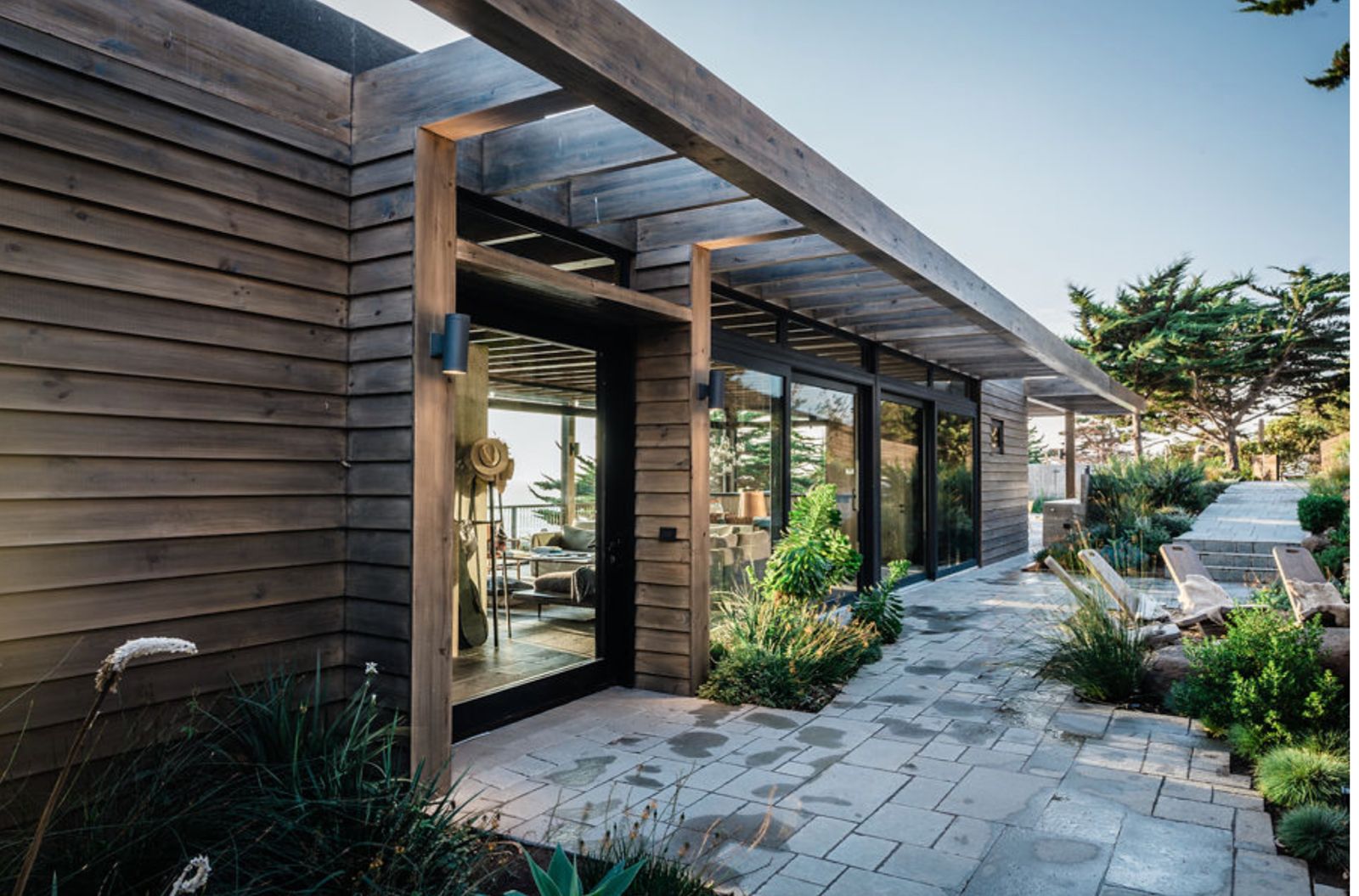 Casa 4D 5B en Zapallar con acceso a playa y vista al mar · 350 m2 construidos