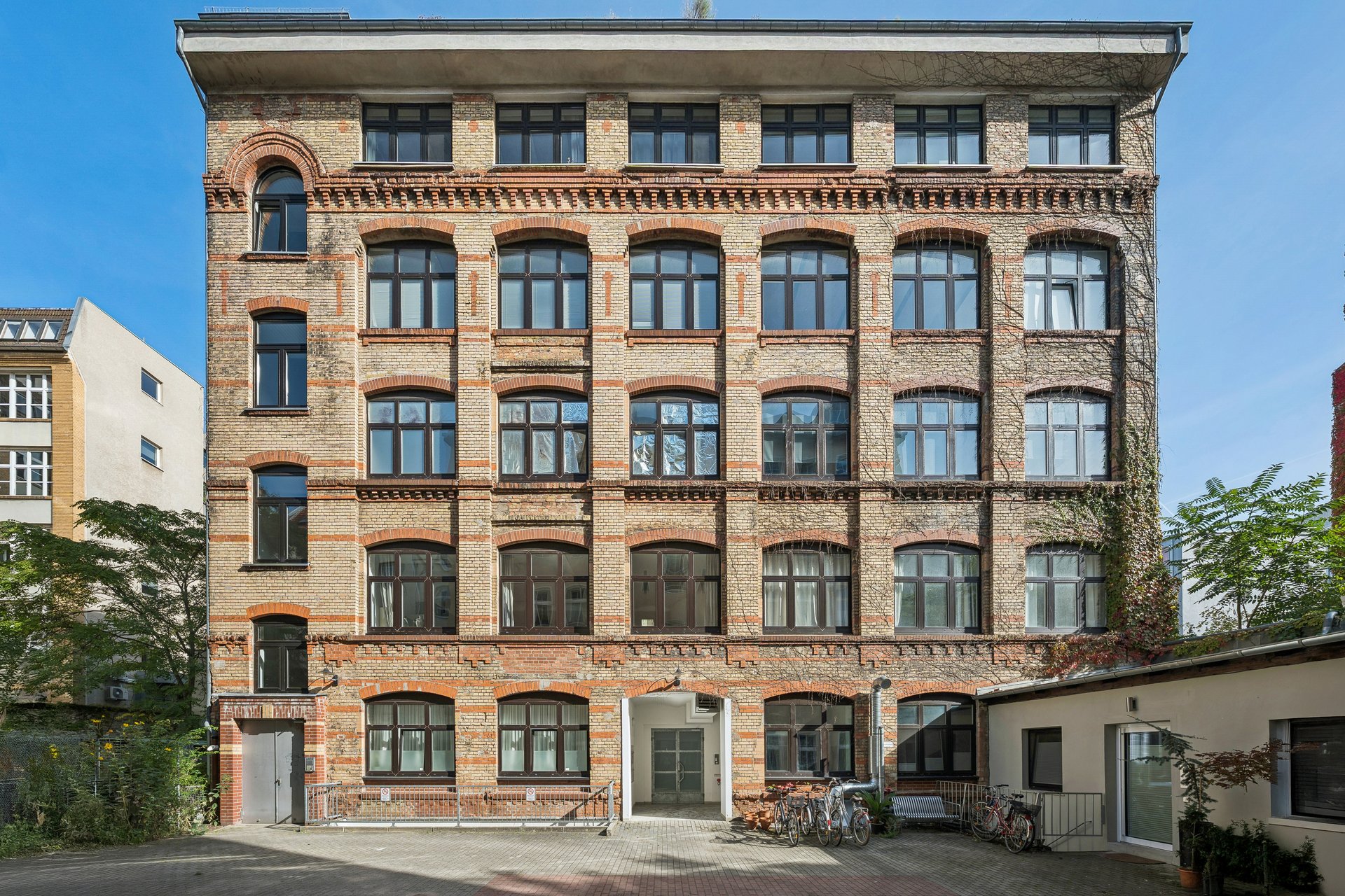 Großzügiges Künstler-Loft im Herzen der Stadt