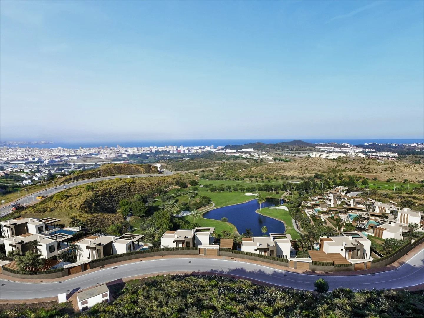 Exclusive project of Villas with golf views