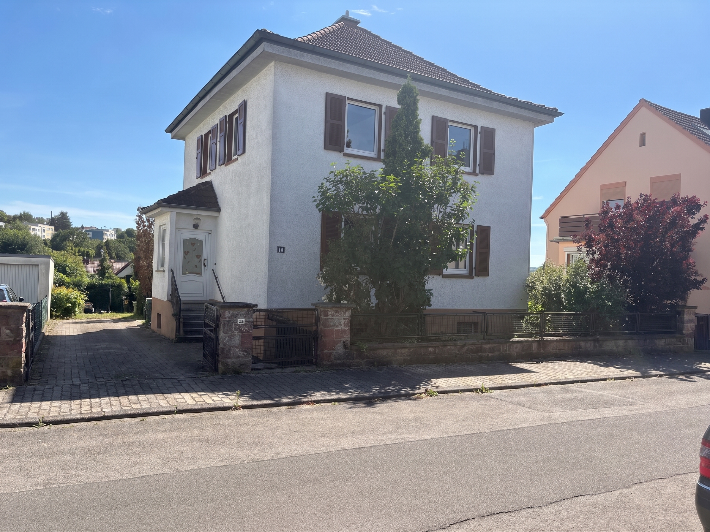 Sanierungsbedürftiges EFH in hervorragender Wohnlage!