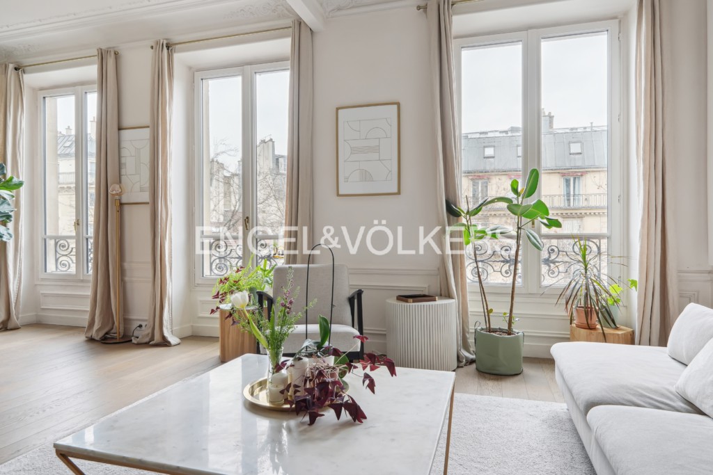 Appartement Haussmannien de charme au jardin du Luxembourg