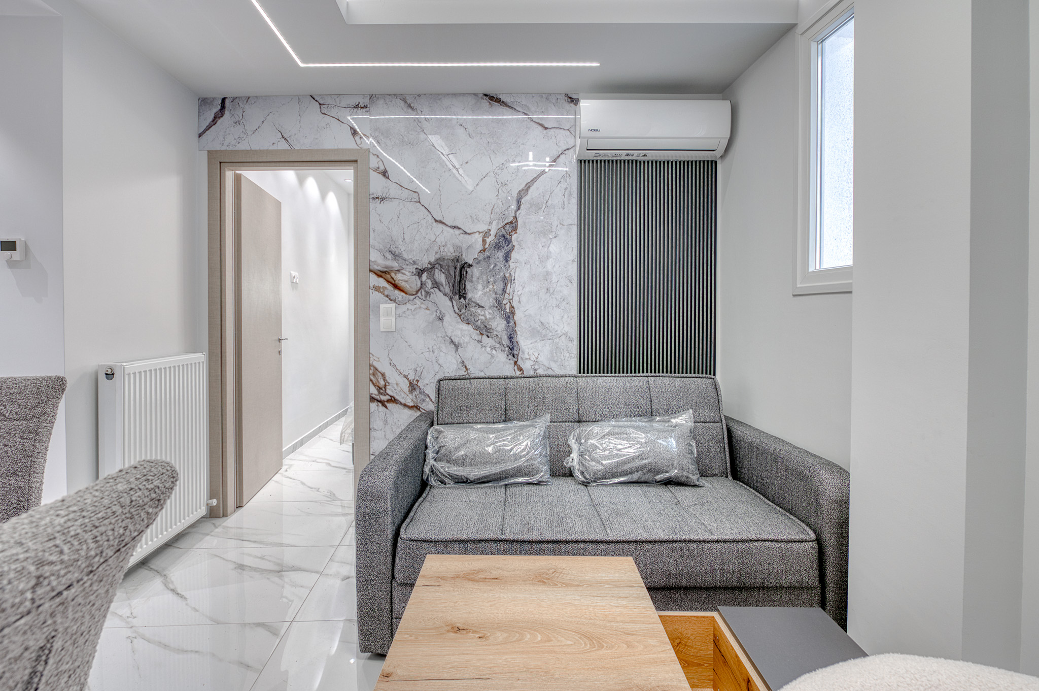 Renovated 2-bedroom apartment near a metro station