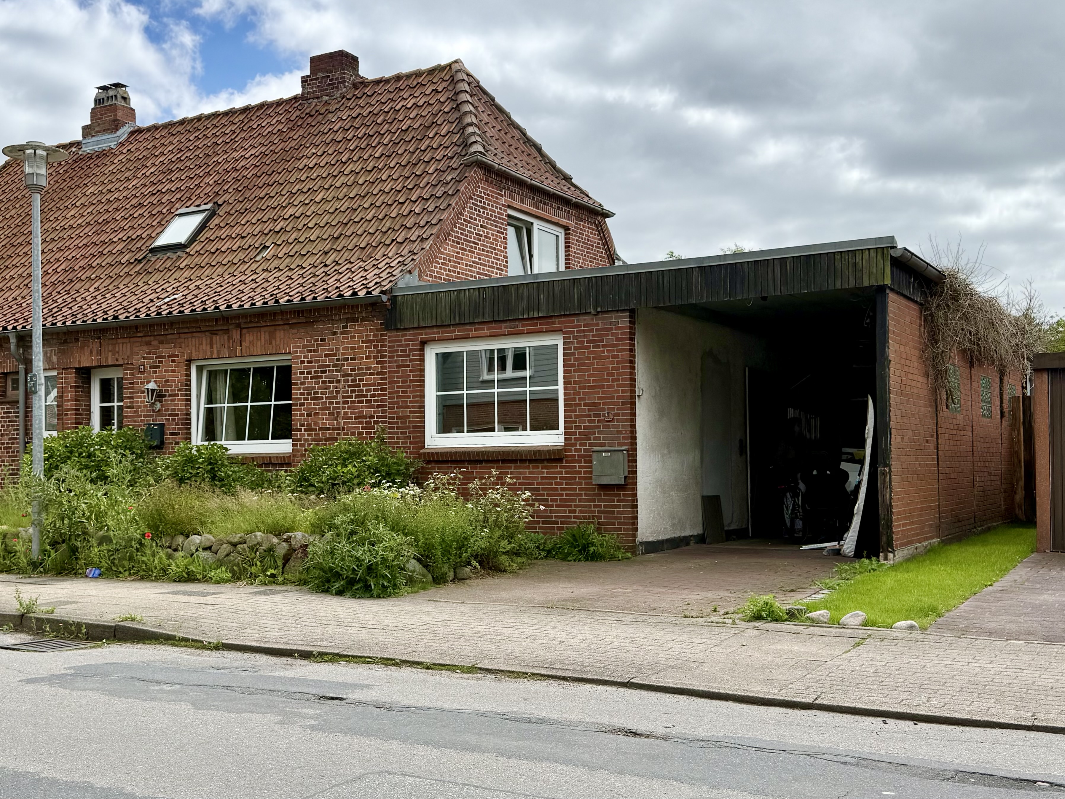 Doppelhaushälfte mit Südgarten