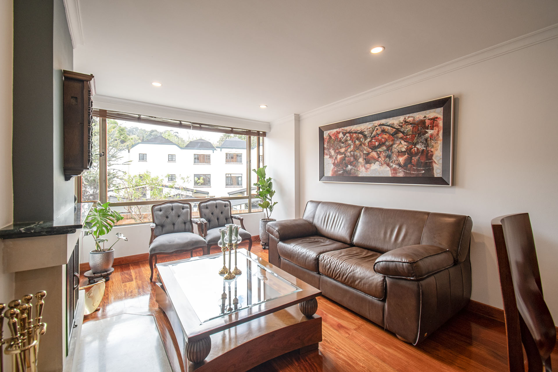 Iluminado apartamento para venta en Niza Calatrava