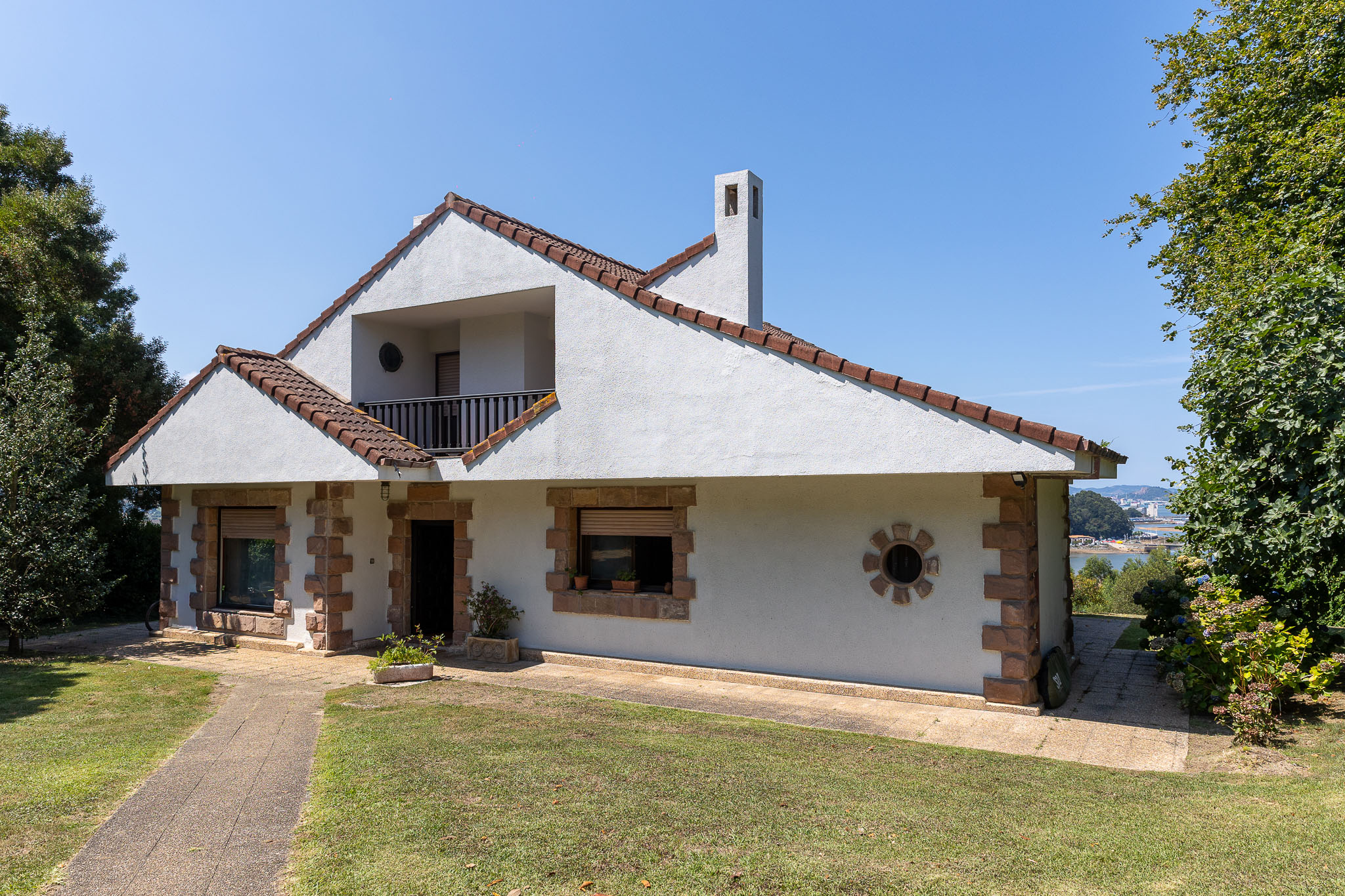 Exceptional Detached Villa with Panoramic Views over the Bay of Santander