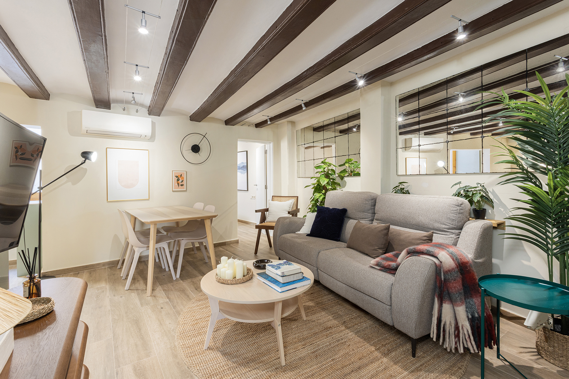 Charming renovated apartment in El Born