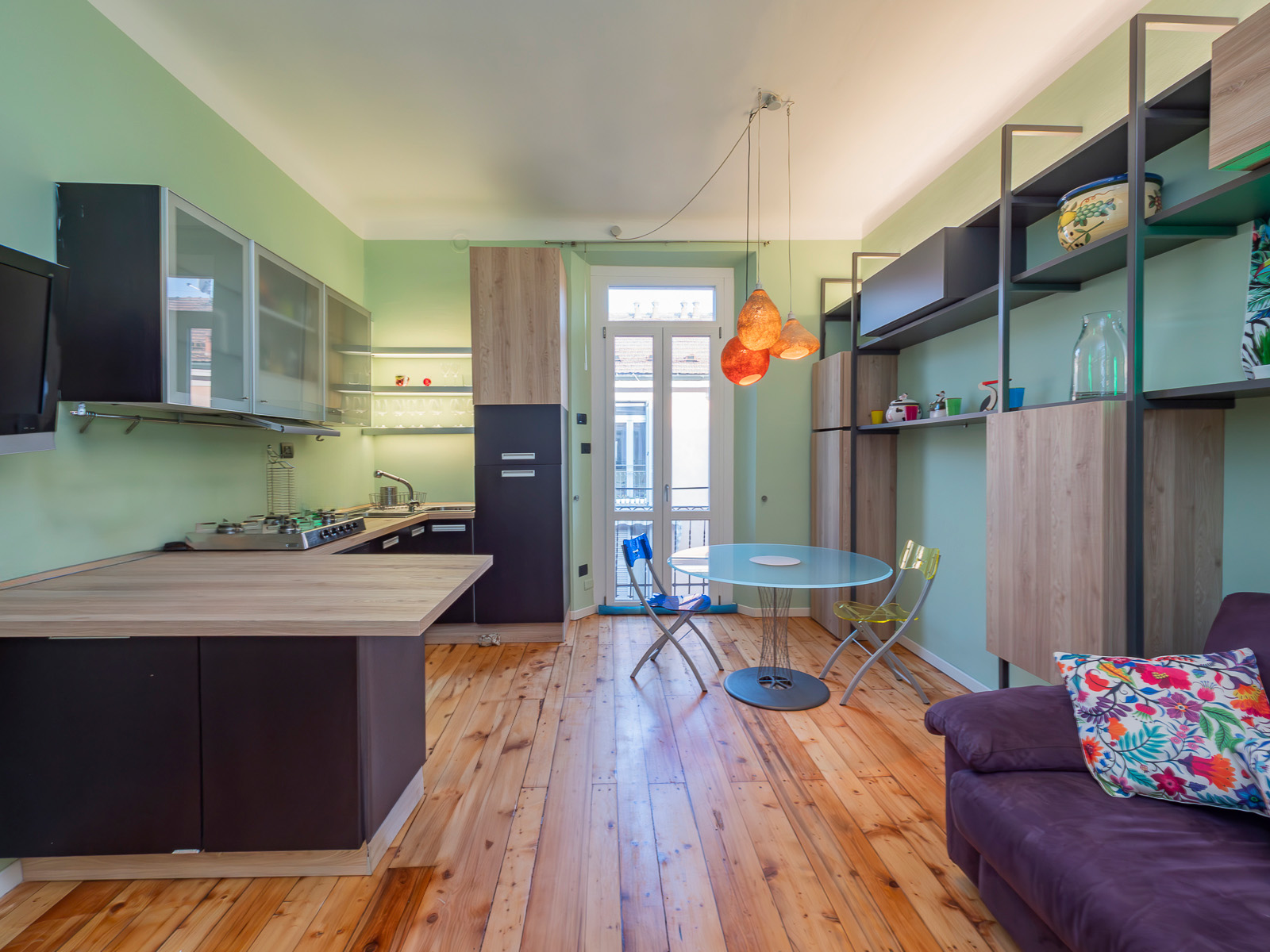 Bright furnished two-room apartment in via Orti