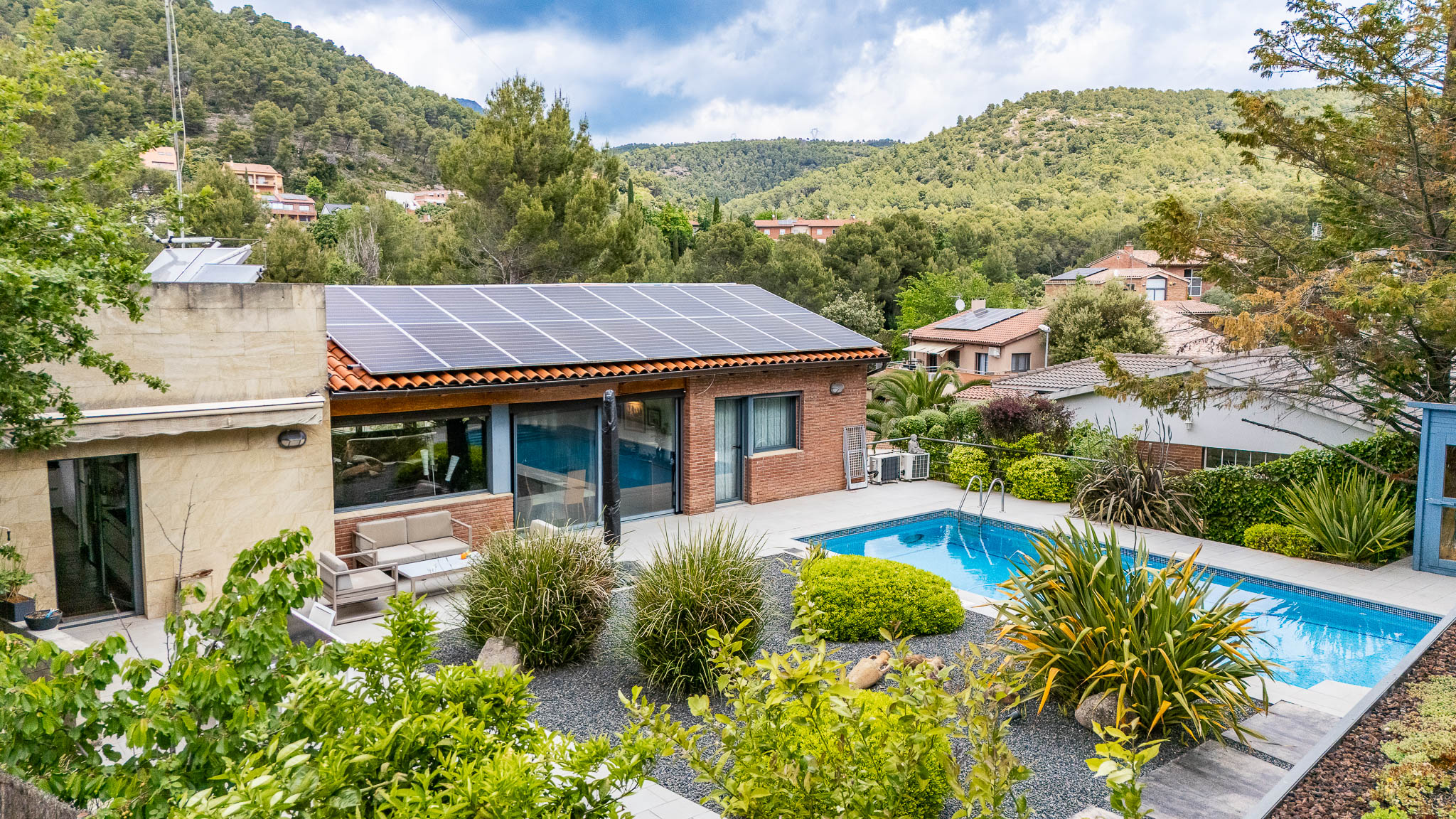 Magnífica casa con piscina en Can Solà, Matadepera