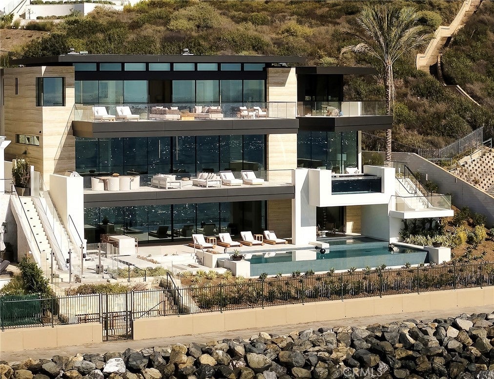 The Most Exclusive Estate in The Strand at Headlands