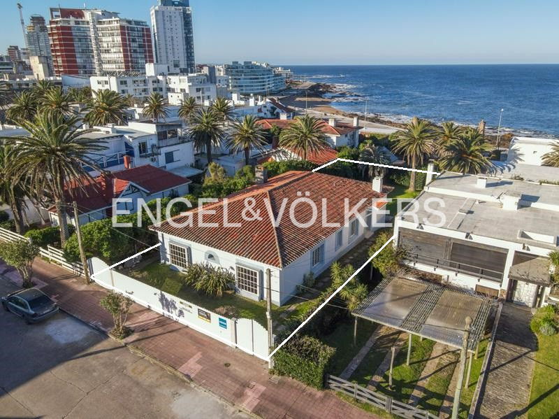 Reformed house in the Punta del Este Peninsula