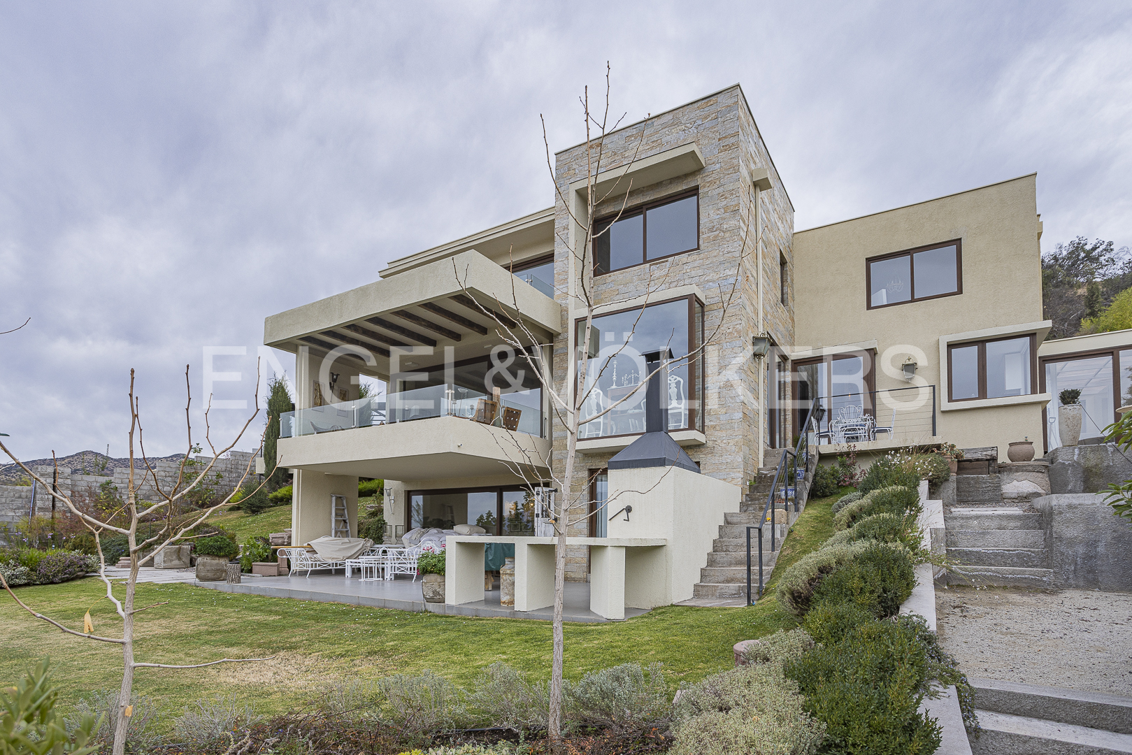 Excelente casa mediterránea Los Litres