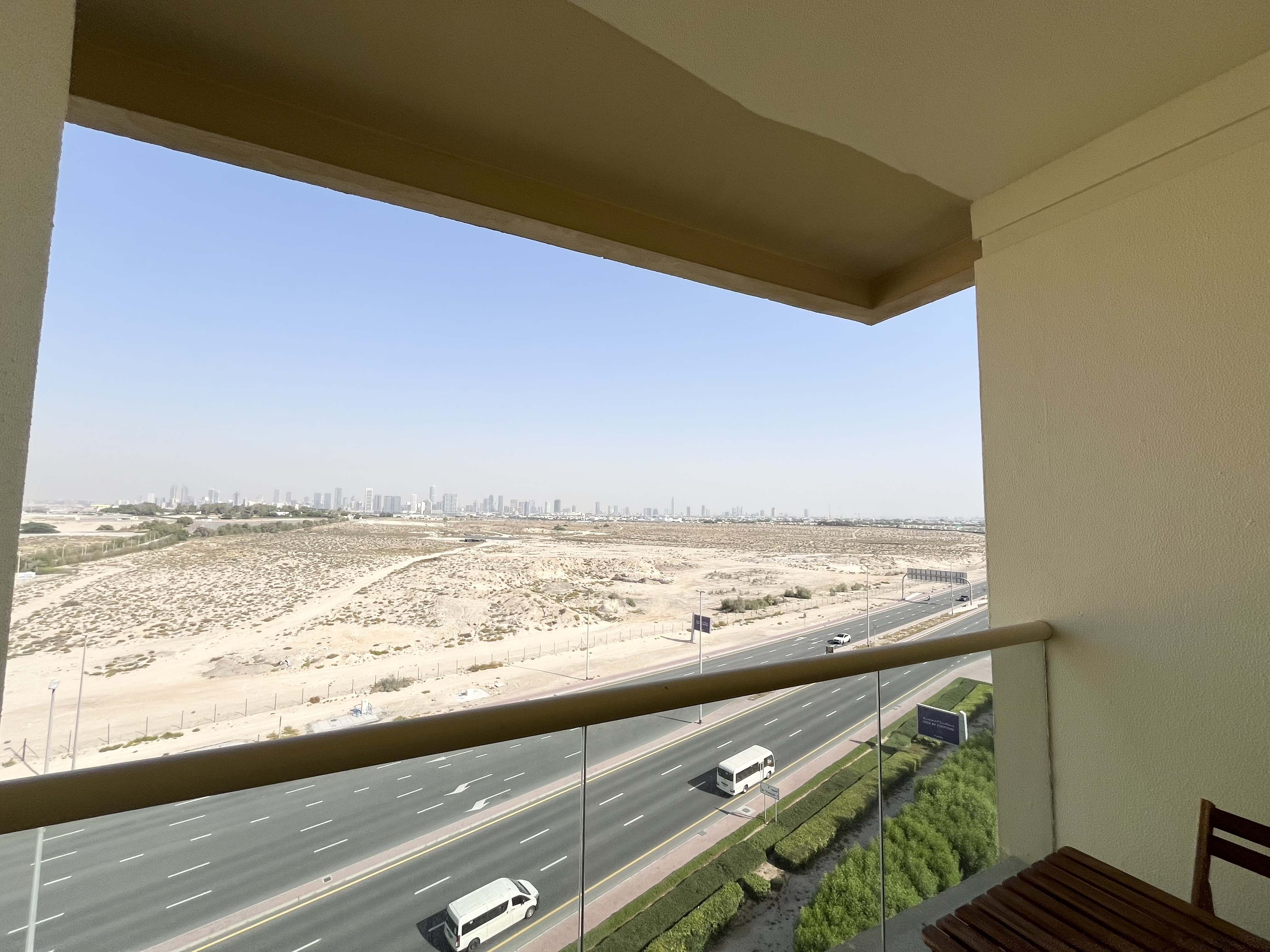 Fully Furnished l Upgraded l Vacant