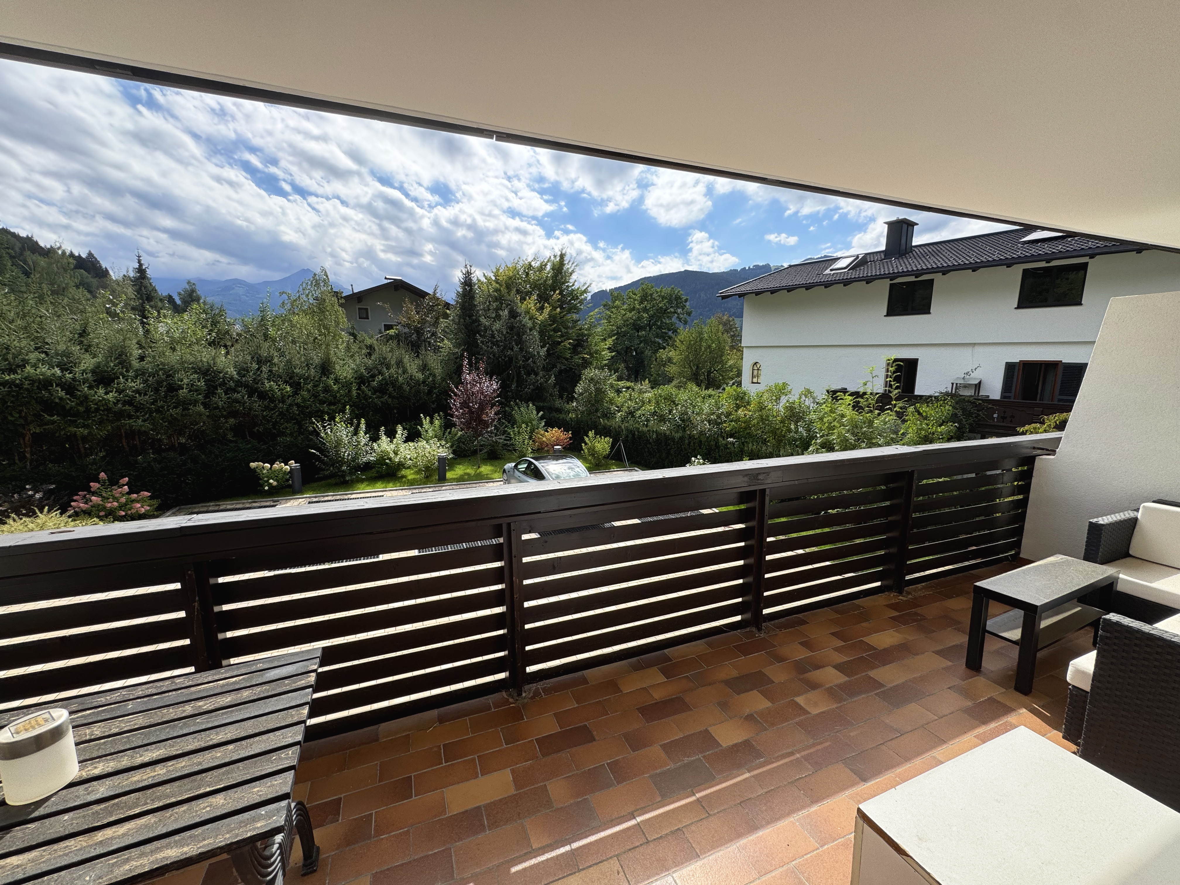 Compact, Sunny, Second Home – Holiday Apartment in Zell am See