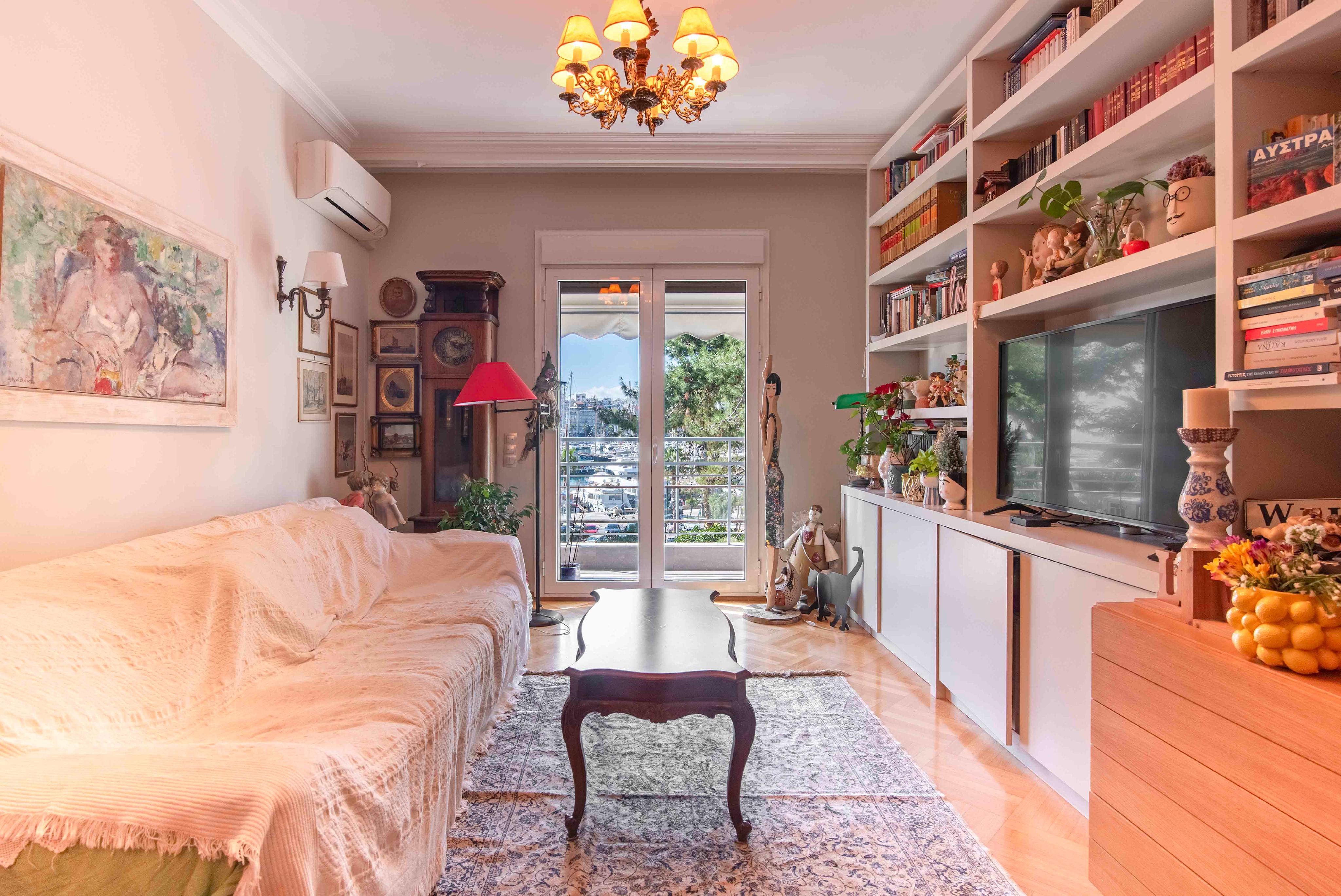 Beautiful 3rd floor apartment in Pasalimani with sea view