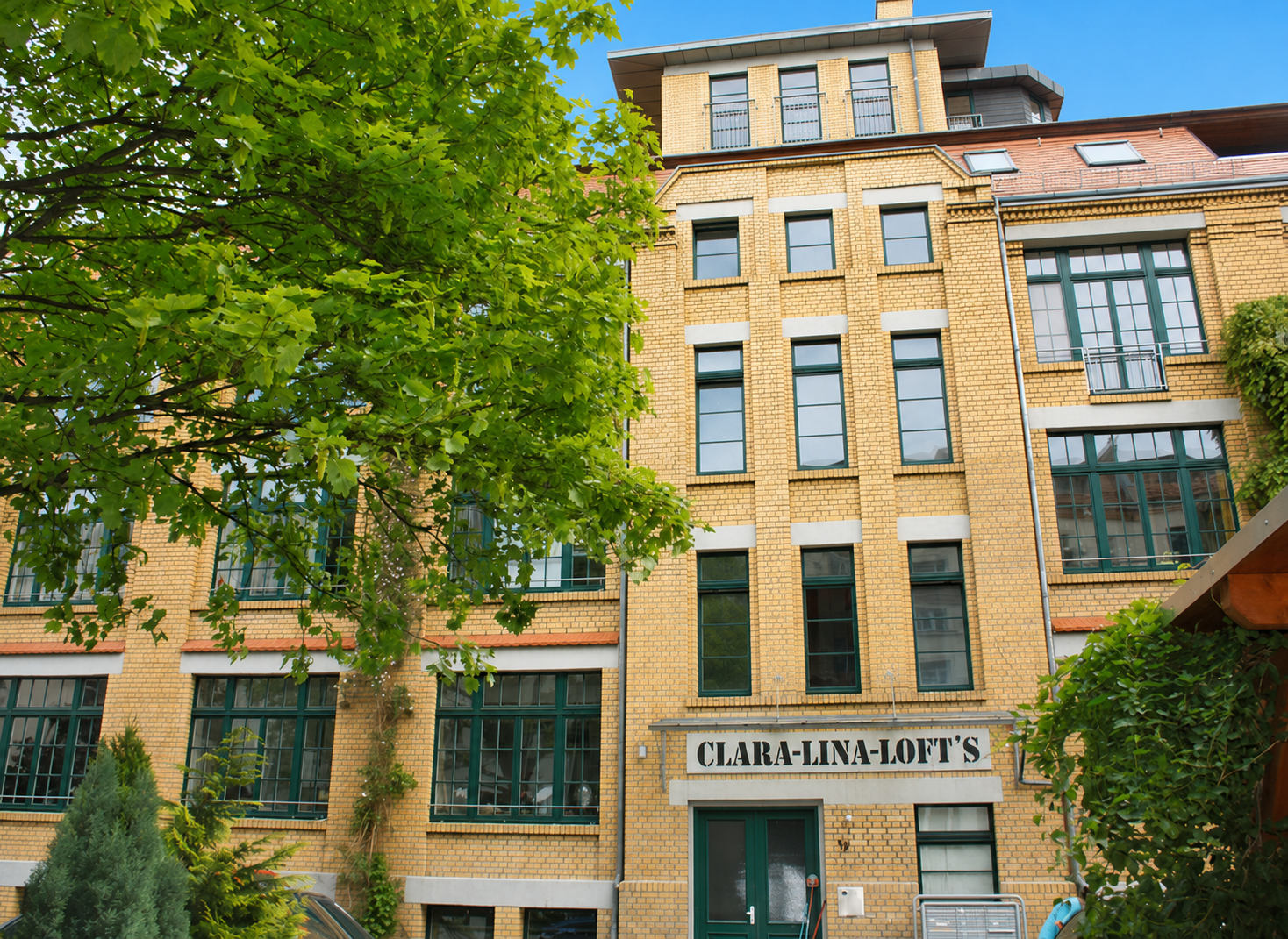 Stilvolle Maisonettewohnung mit Stellplatz & großzügigem Balkon im Hinterhaus