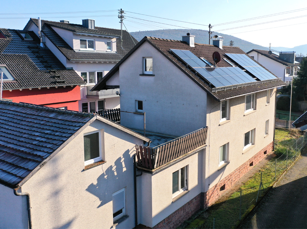 Großzügiges Familienhaus mit Garten, Werkstatt und Gestaltungsspielraum