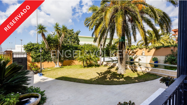 Impresionante Villa de Lujo con Vistas al Coto en Sanlúcar de Barrameda