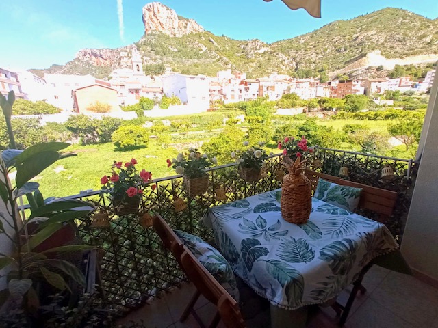 Charming flat in "Sot de Chera" for short stay