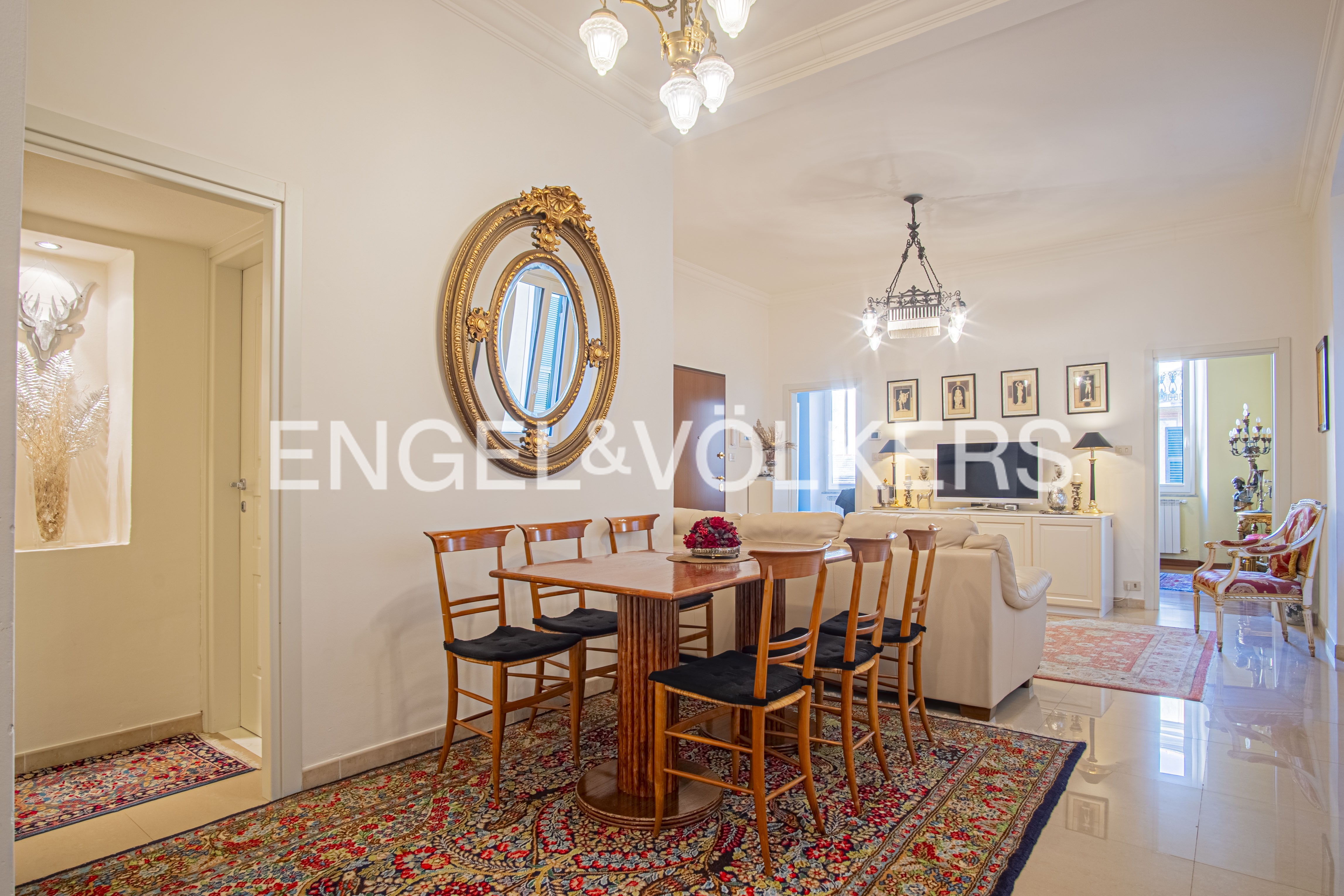 Splendid apartment in the historic center of Chiavari