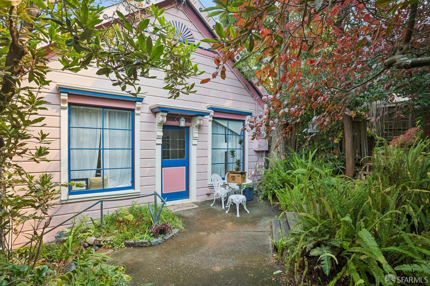 Discover Victorian Character and Development Potential in Russian Hill