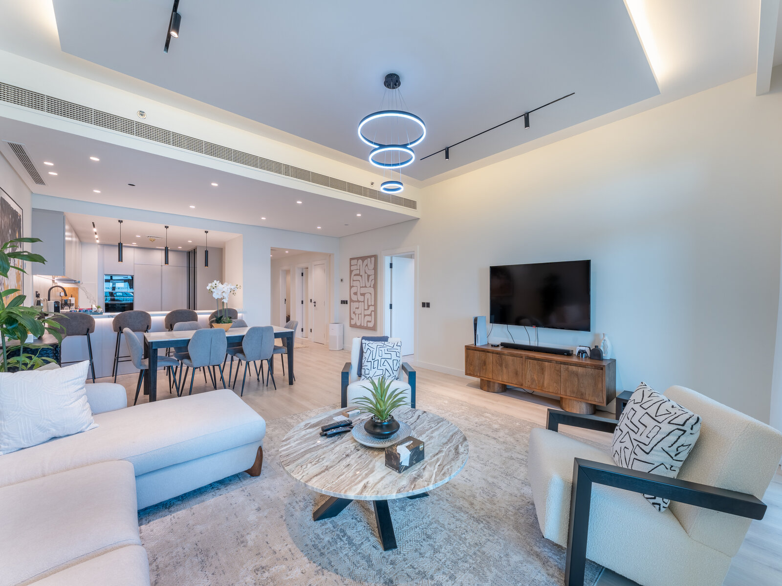 Exclusive | Fully Upgraded | Sea View