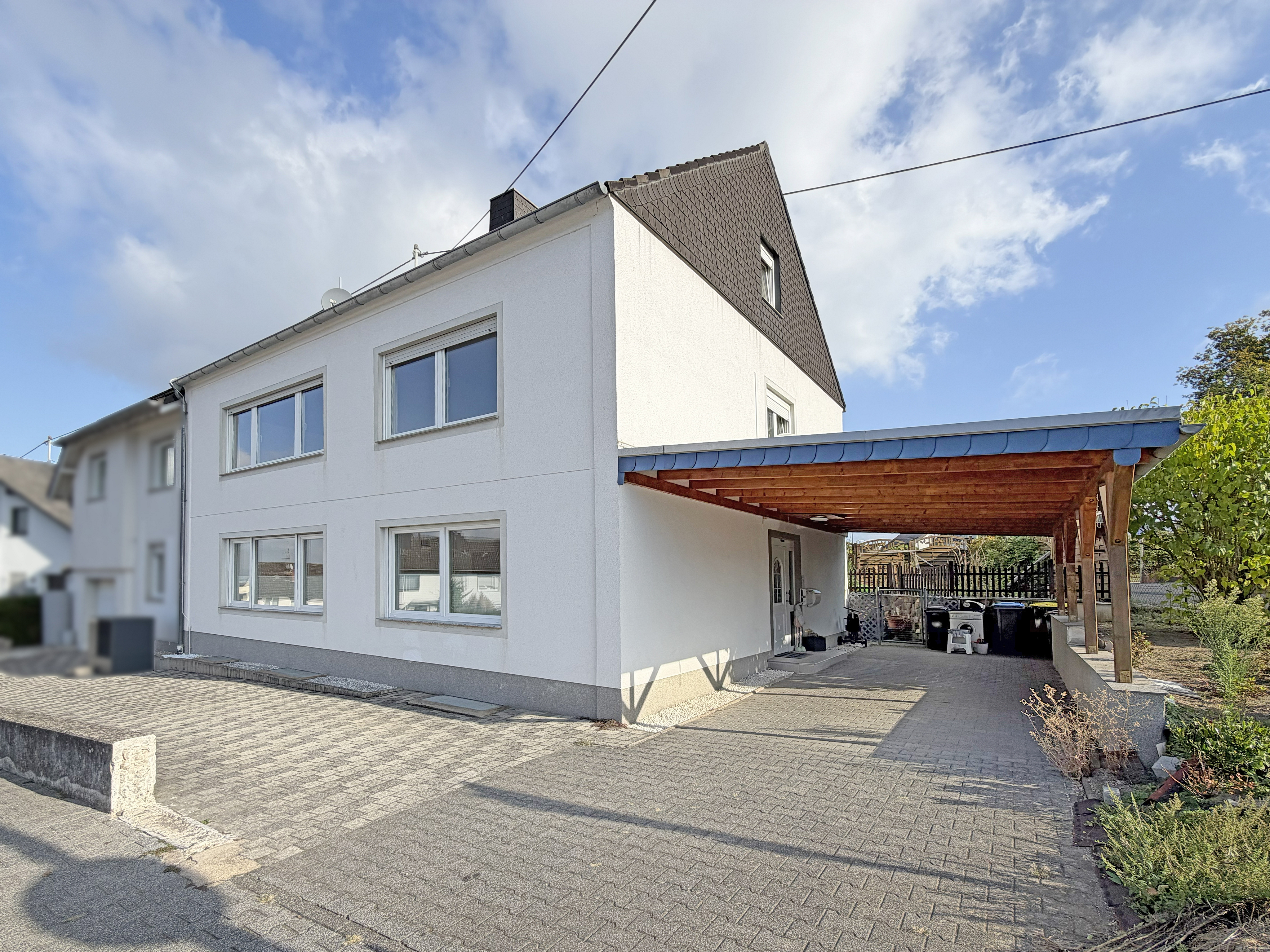 Modernisierte Eigentumswohnung mit Gartenbereich in guter Wohnlage