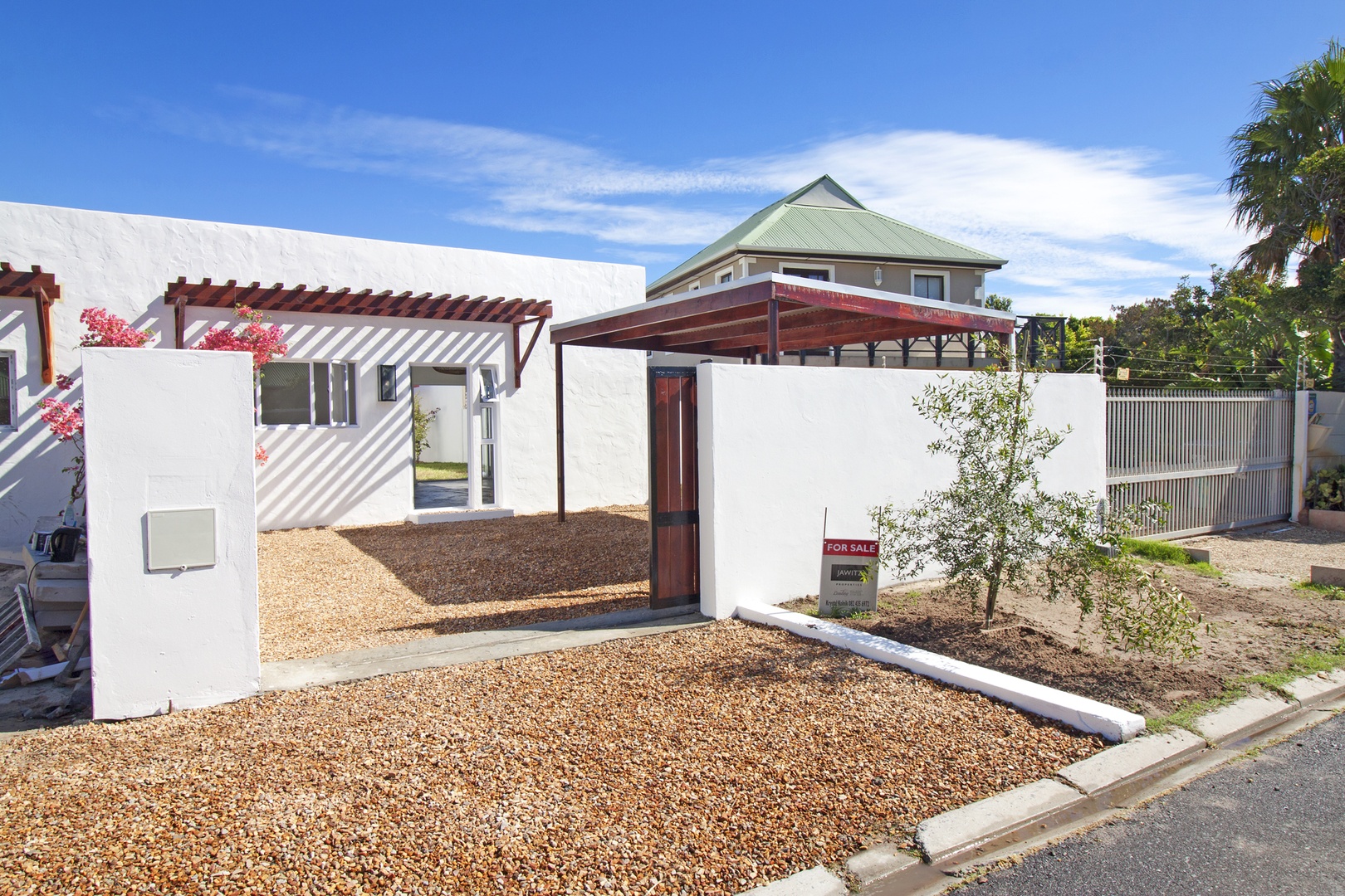 Three Bedroom Home in Noordsig, Ready to Move In