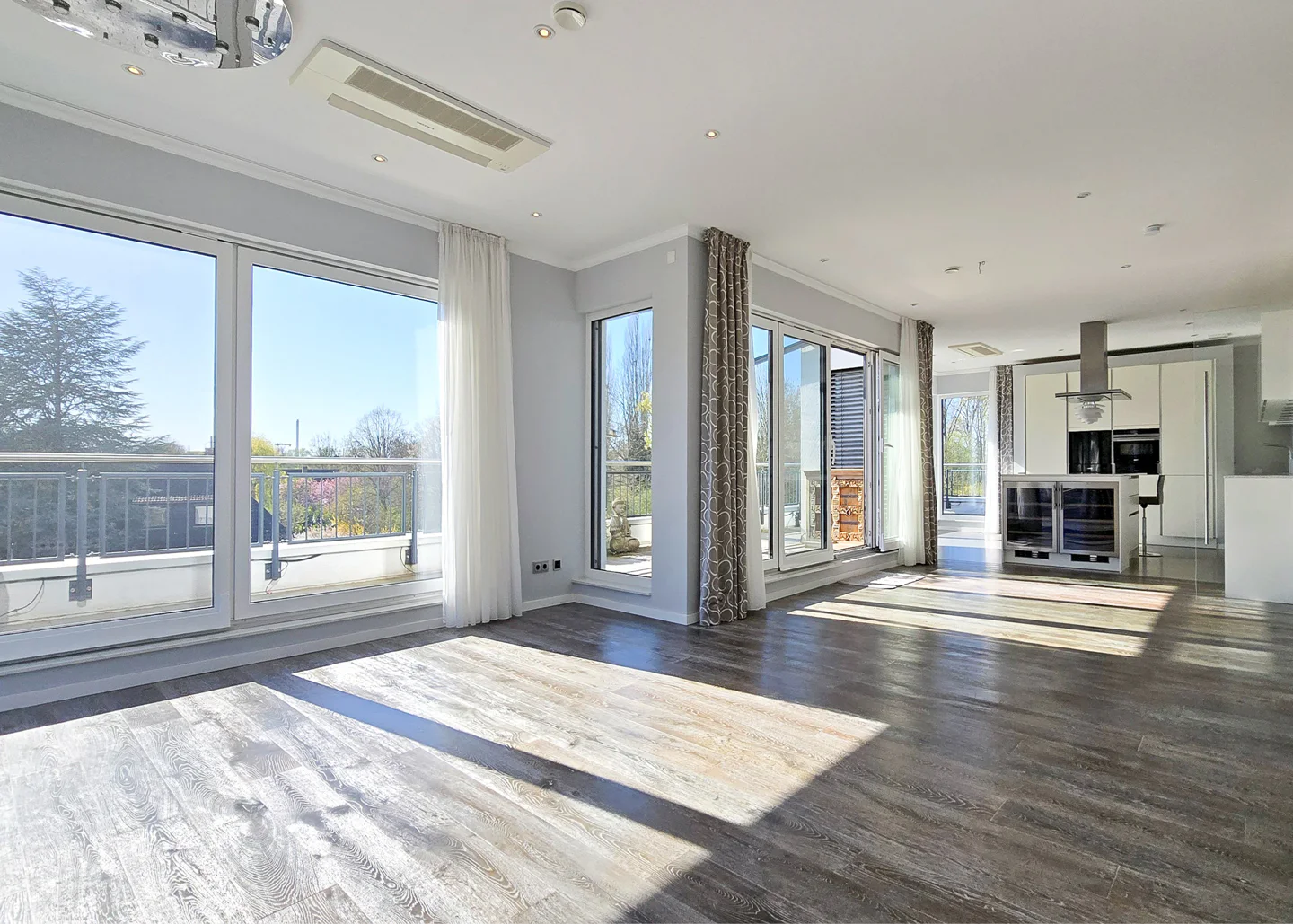 Ein Zuhause zum Ankommen und Bleiben – ca. 178 m² Wohnfläche inkl. Terrasse - Photo 4