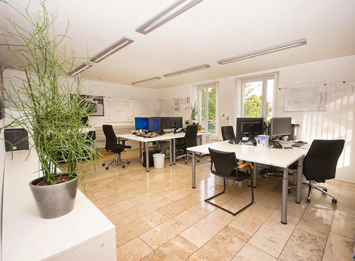 Schickes Büro oder Praxis in repräsentativer Lage im Dichterviertel - Photo 5