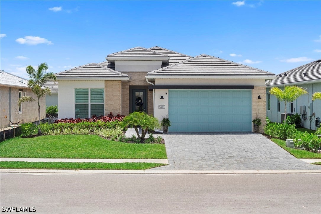 Offers Perfect Blend of Luxury, Comfort, and Resort Living