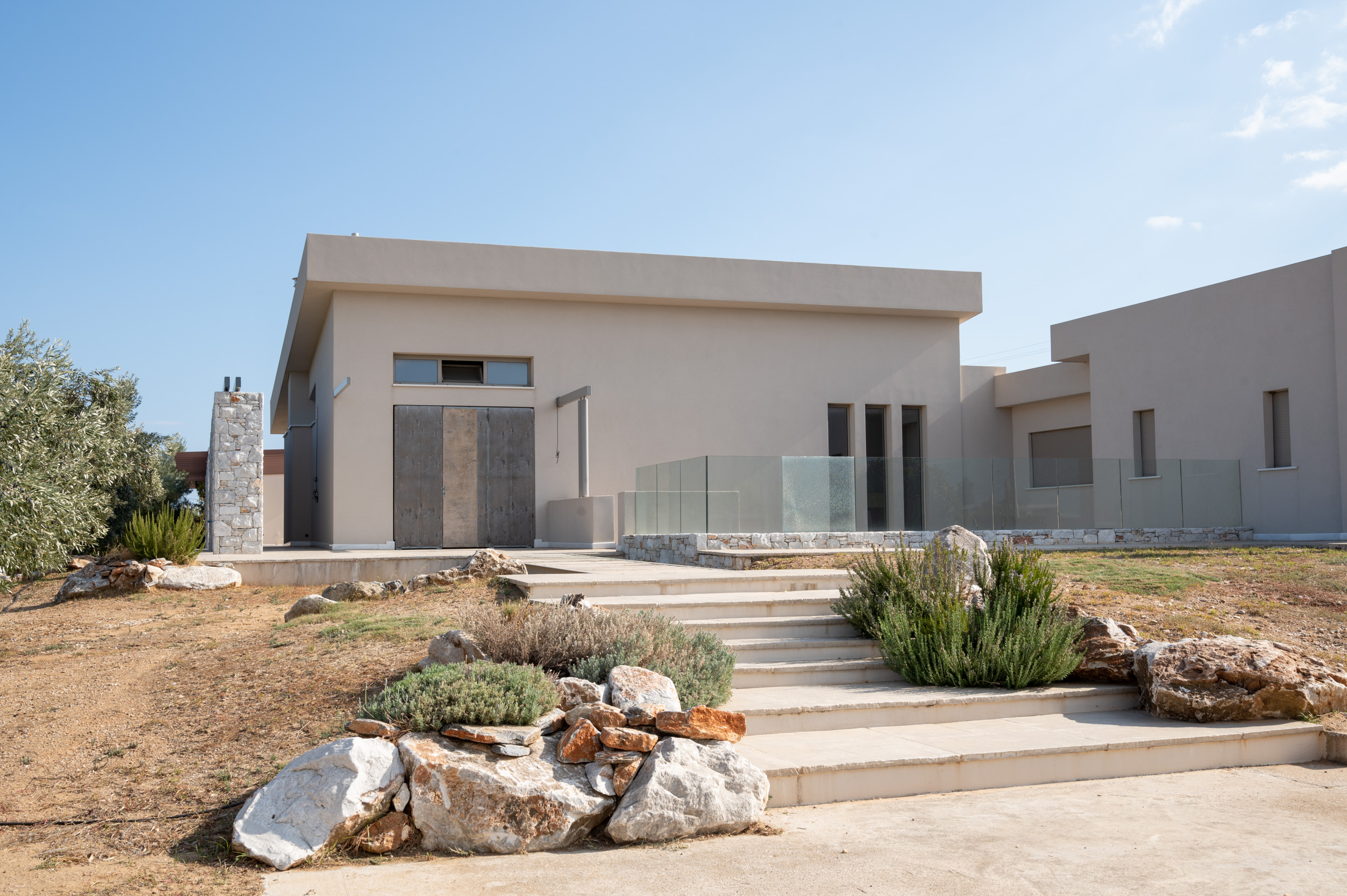 Unique high-end residence with pool and private estate