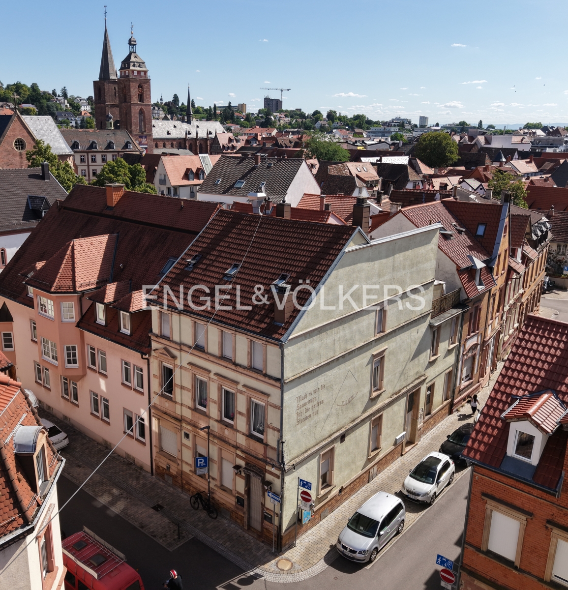 Schönes Eckgebäude in guter Lage von Neustadt
