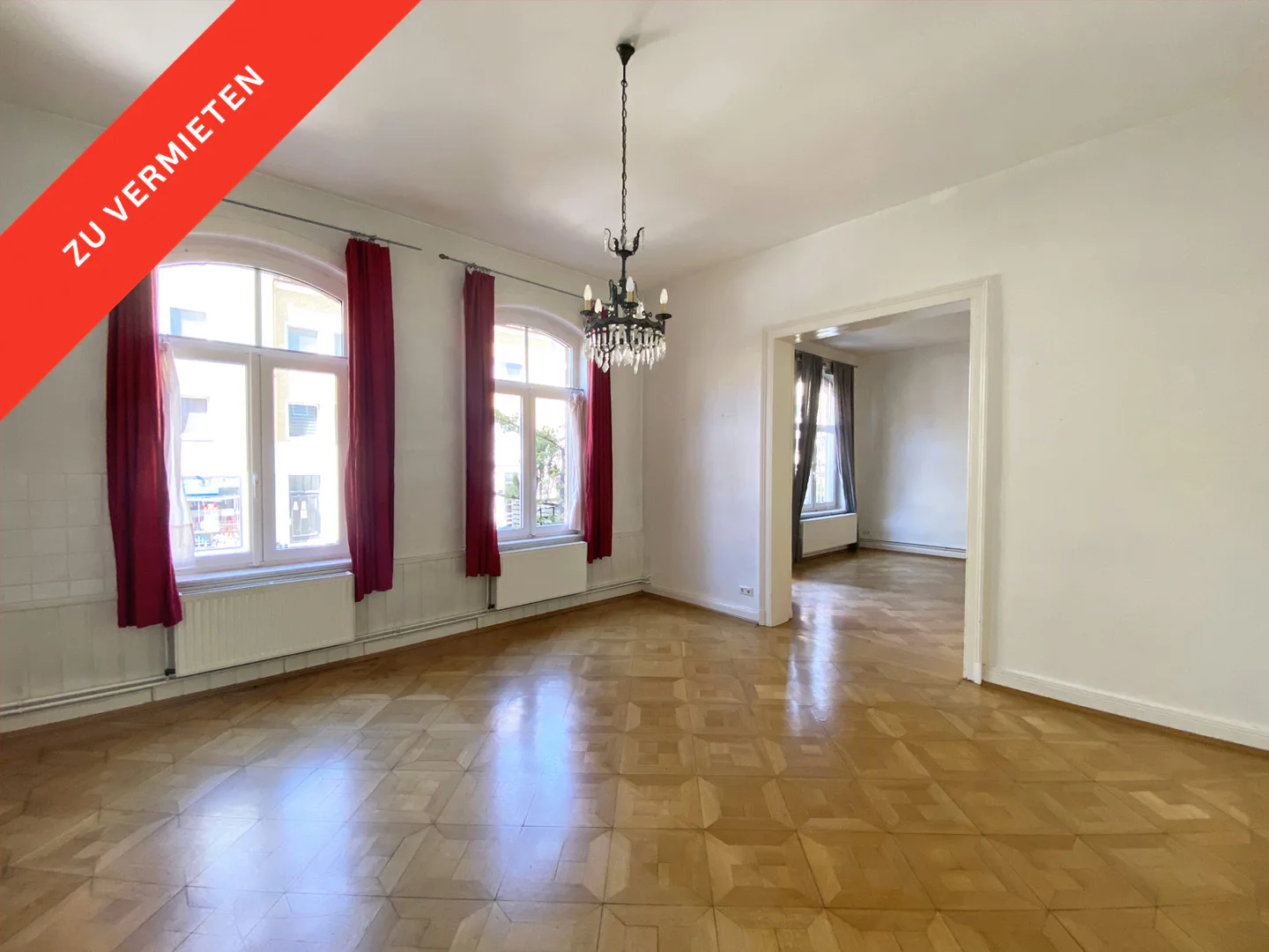 Oststadt: Mietwohnung: Altbau-Juwel im Herzen der Stadt - Foto 1