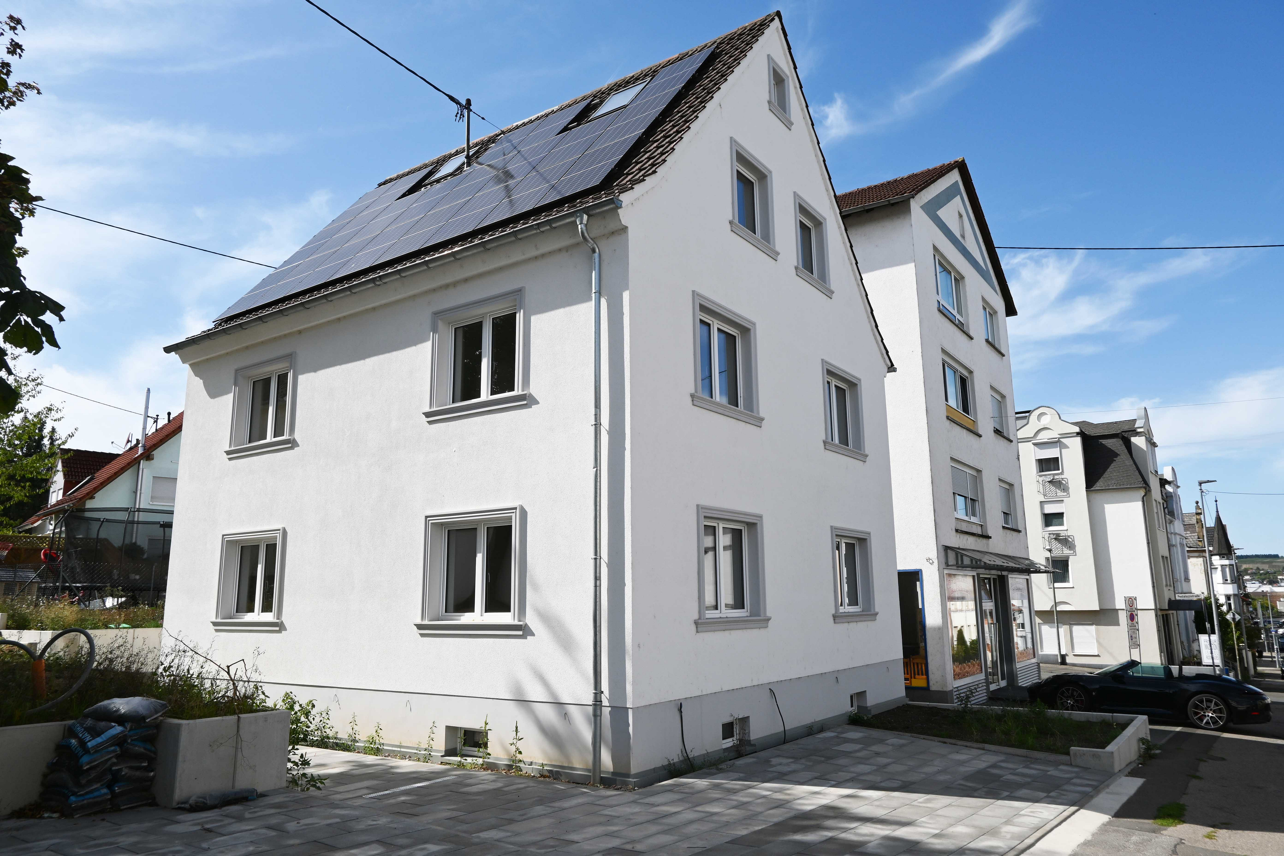 Energieeffizientes und top renoviertes 3 Parteienhaus