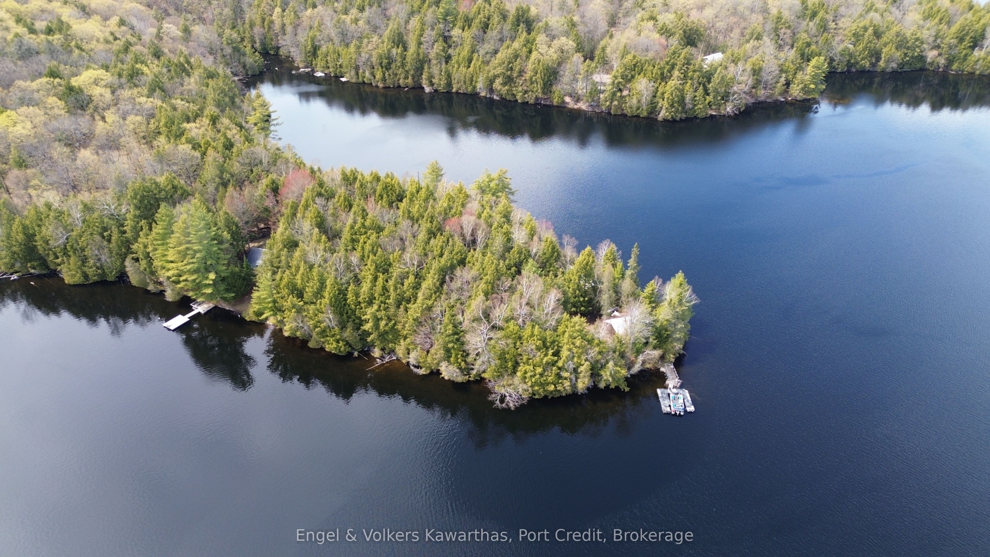 740 Feet of Waterfront. Endless Possibilities.