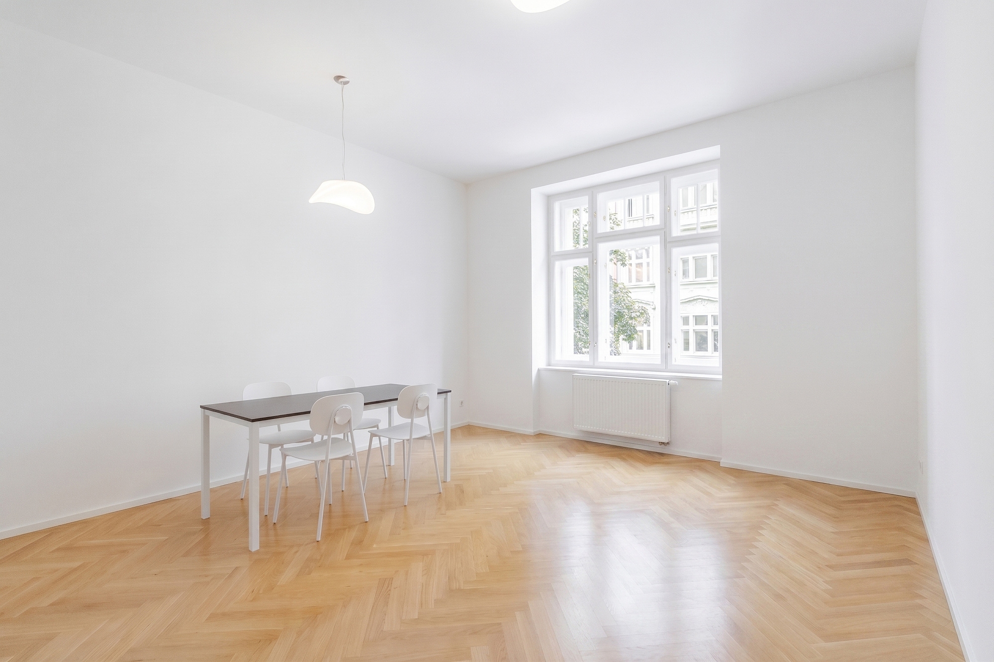 Rent a 4+1 apartment - fully renovated, in the heart of Vinohrady