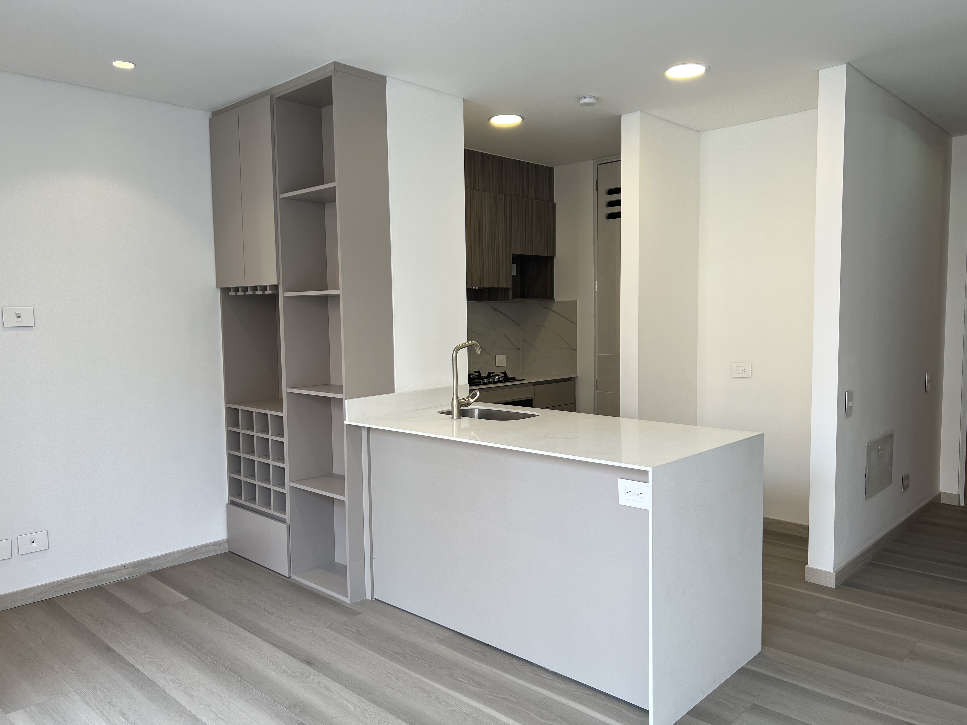 Moderno apartamento exterior para venta en El Virrey