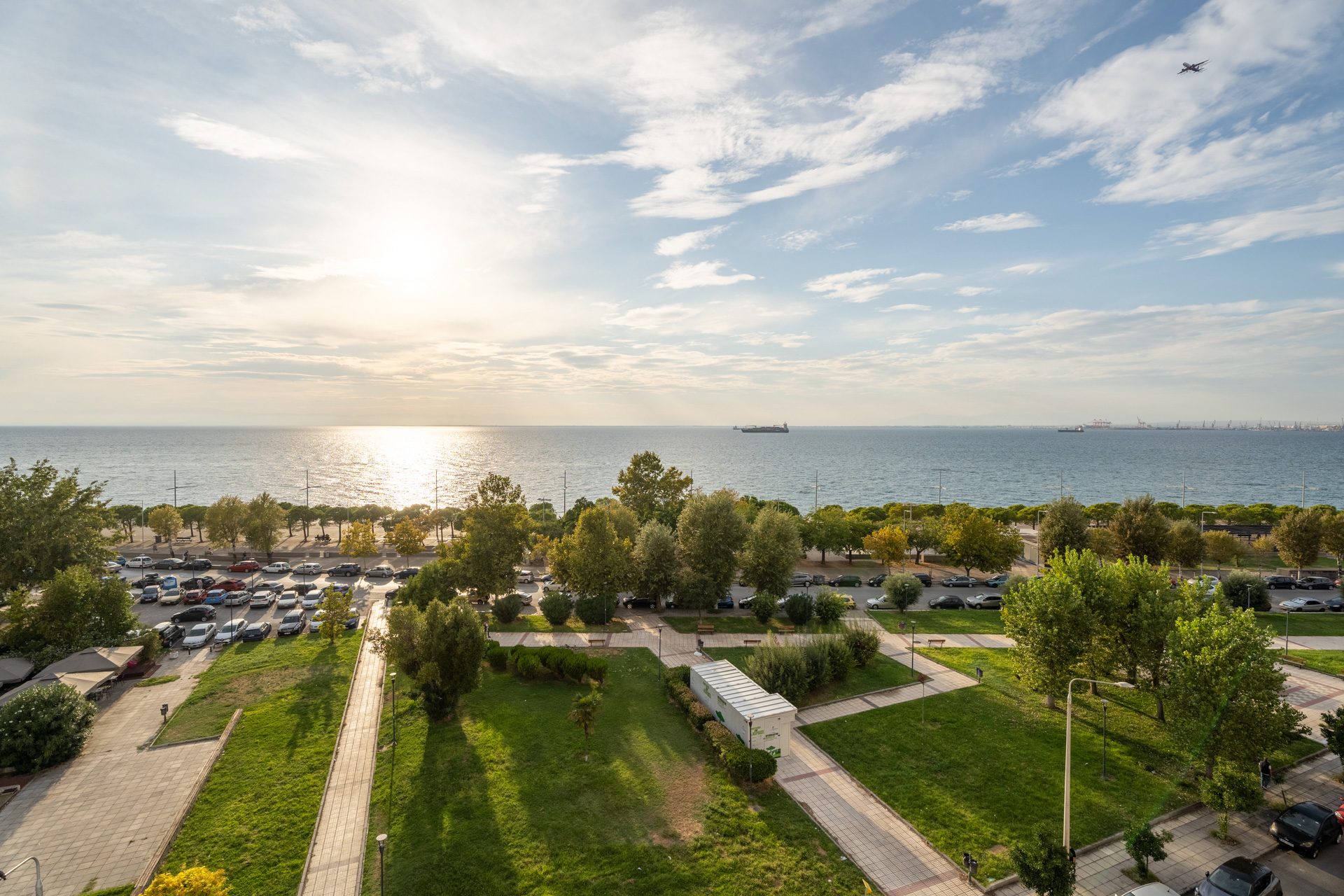 Seafront 6th floor fully renovated apartment
