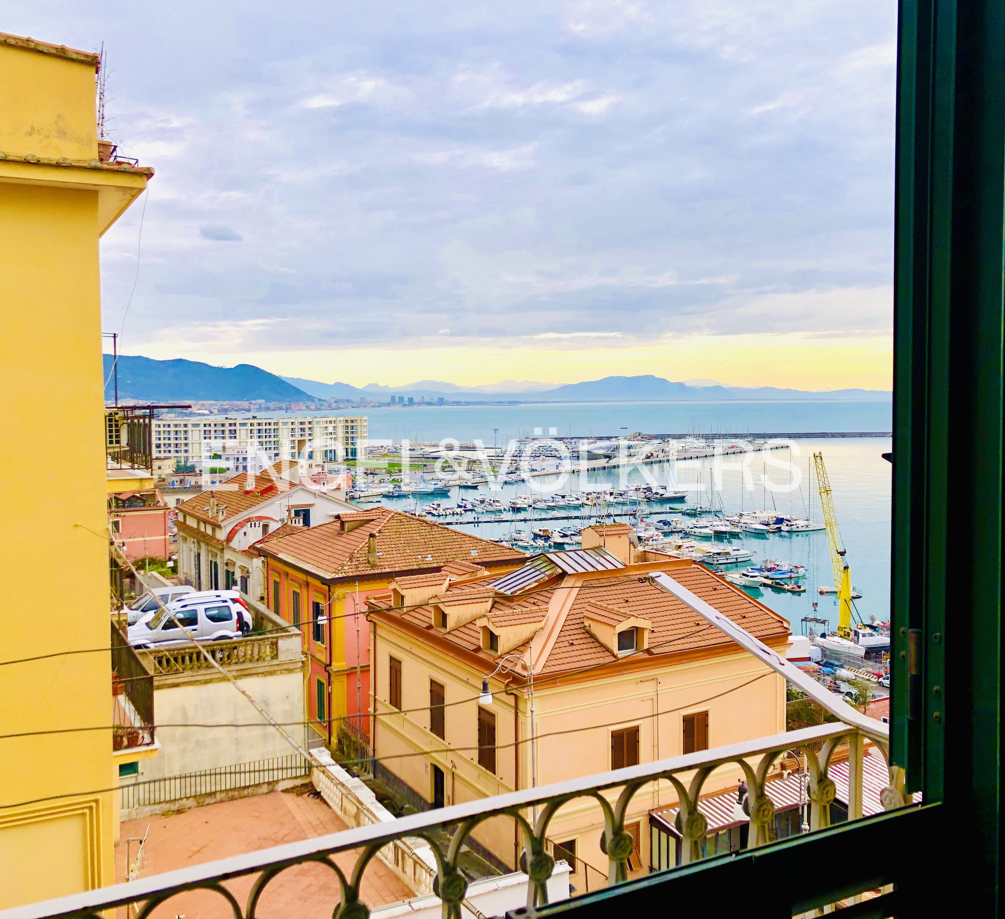 Large square meters with sea view