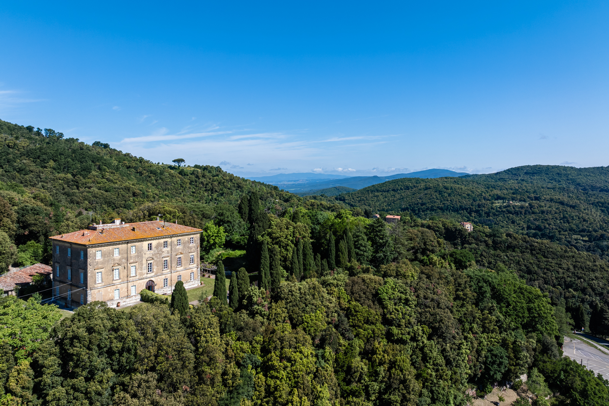 Sassetta: Prestigeträchtige historische Residenz mit jahrhundertealtem Park