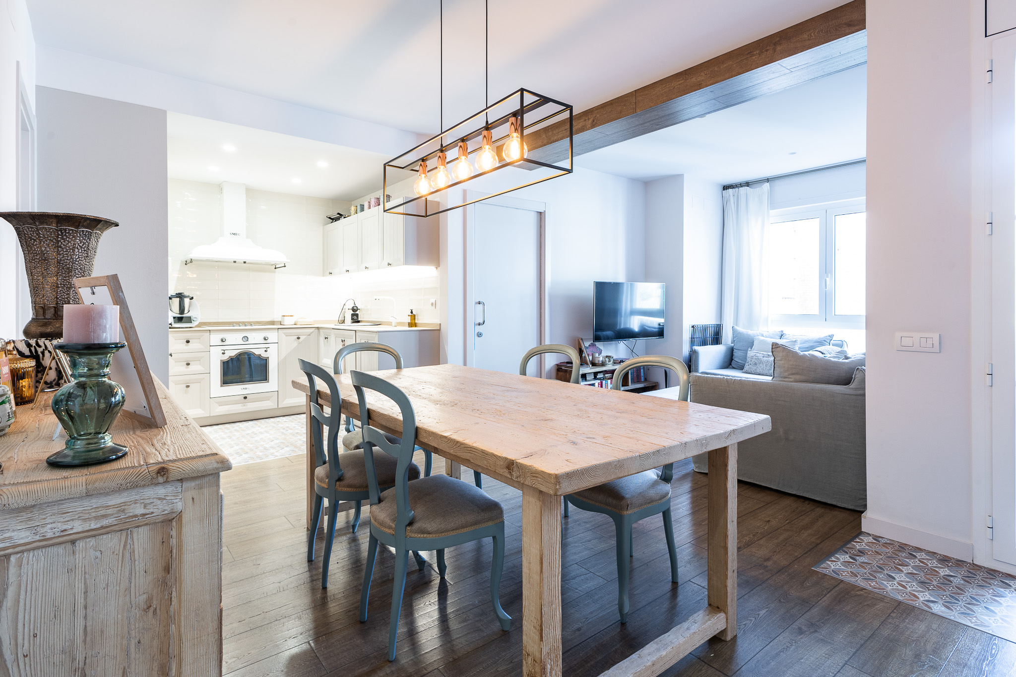 Precioso apartamento con terraza en Sarria-Tres Torres