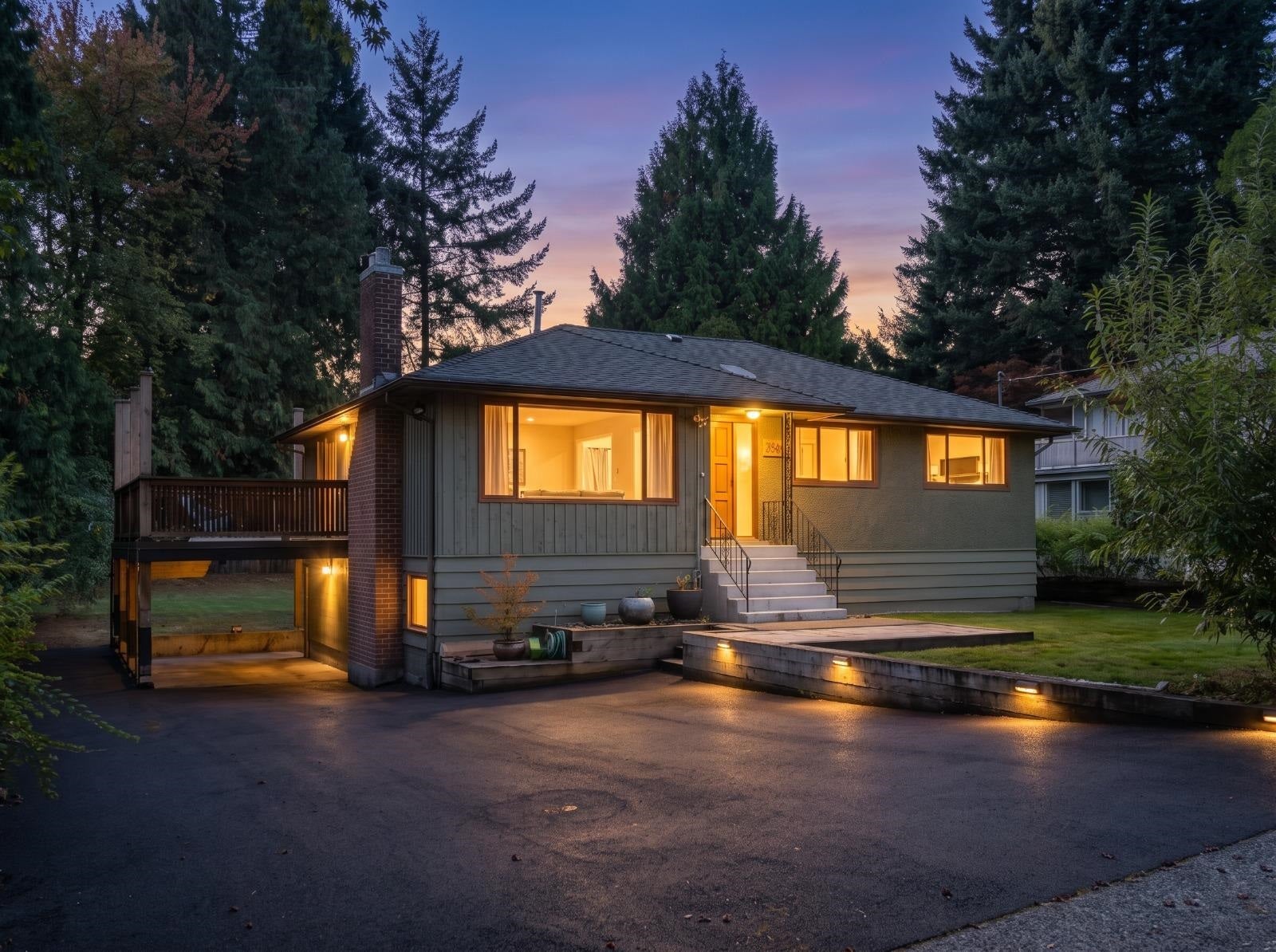 Park-Like Lot, Walk-Out Basement & Golf Access