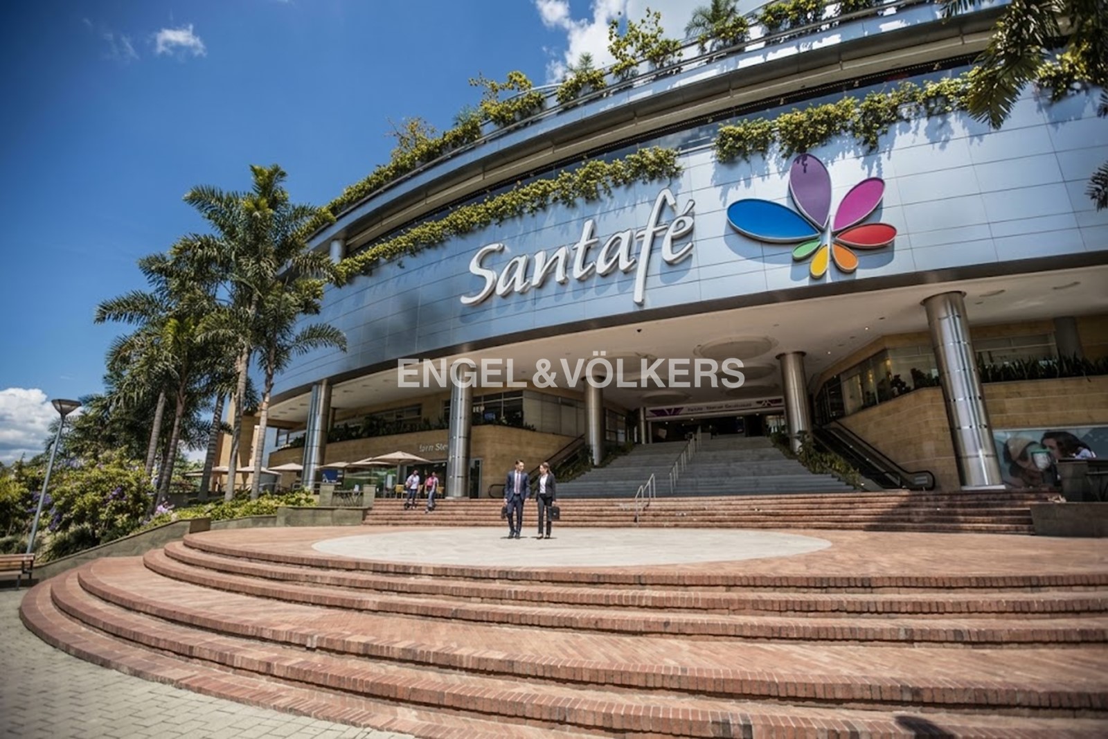 Vendo local estabilizado de 125 m2 en el CC Santafe Medellín