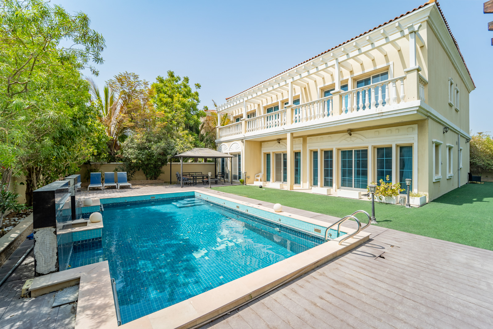 Vacant On Transfer | Corner Plot | Close To Park