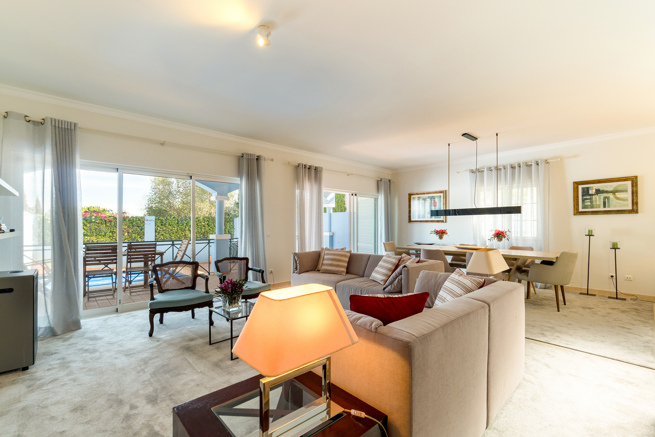 Exklusives Reihenhaus mit 4 Schlafzimmern in Vilamoura