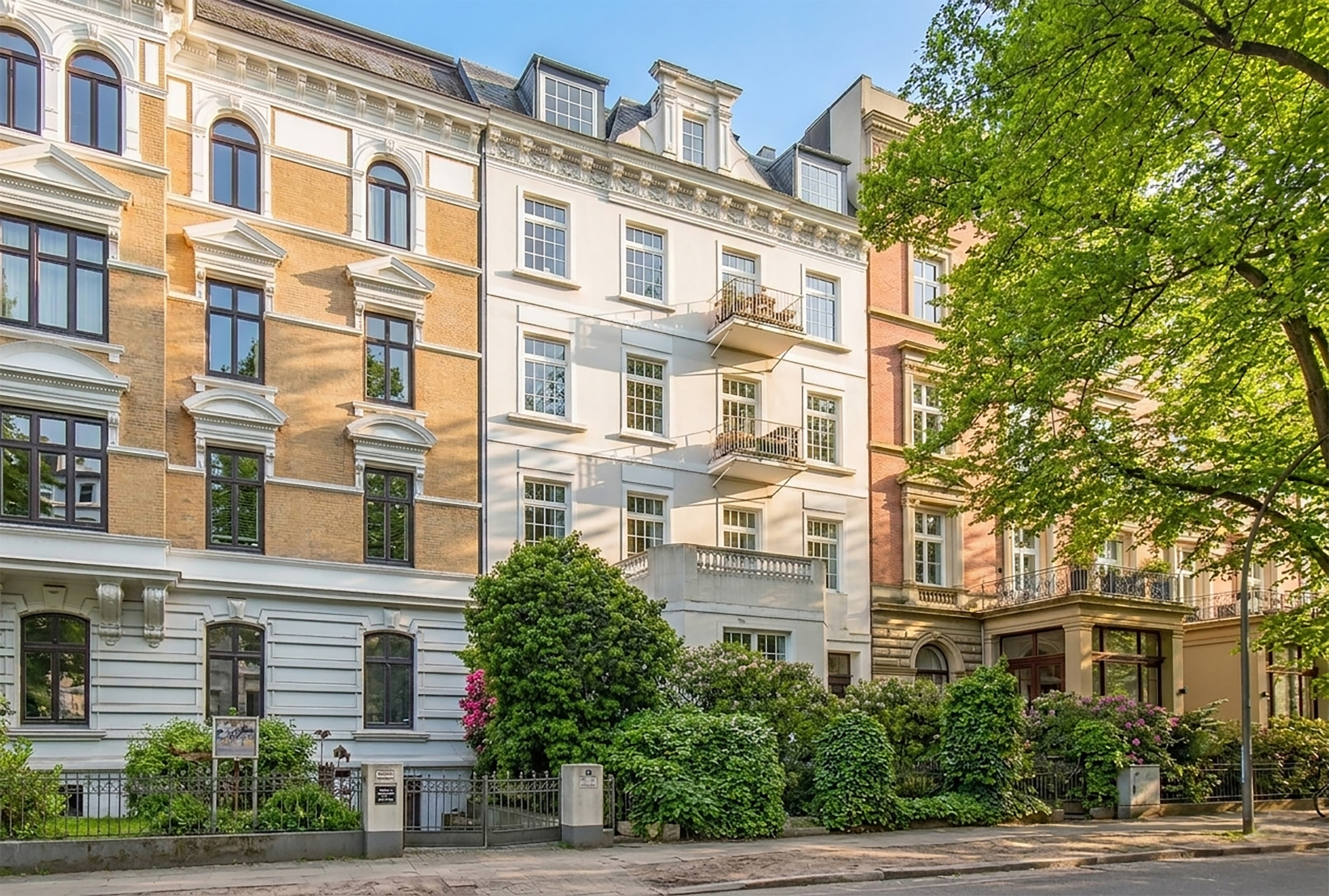 Charmante Beletage mit Altbauflair und Terrasse!