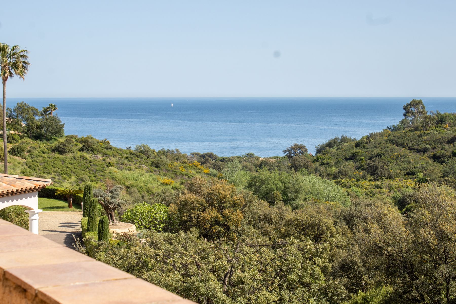 Villa dans un domaine securisé vue mer